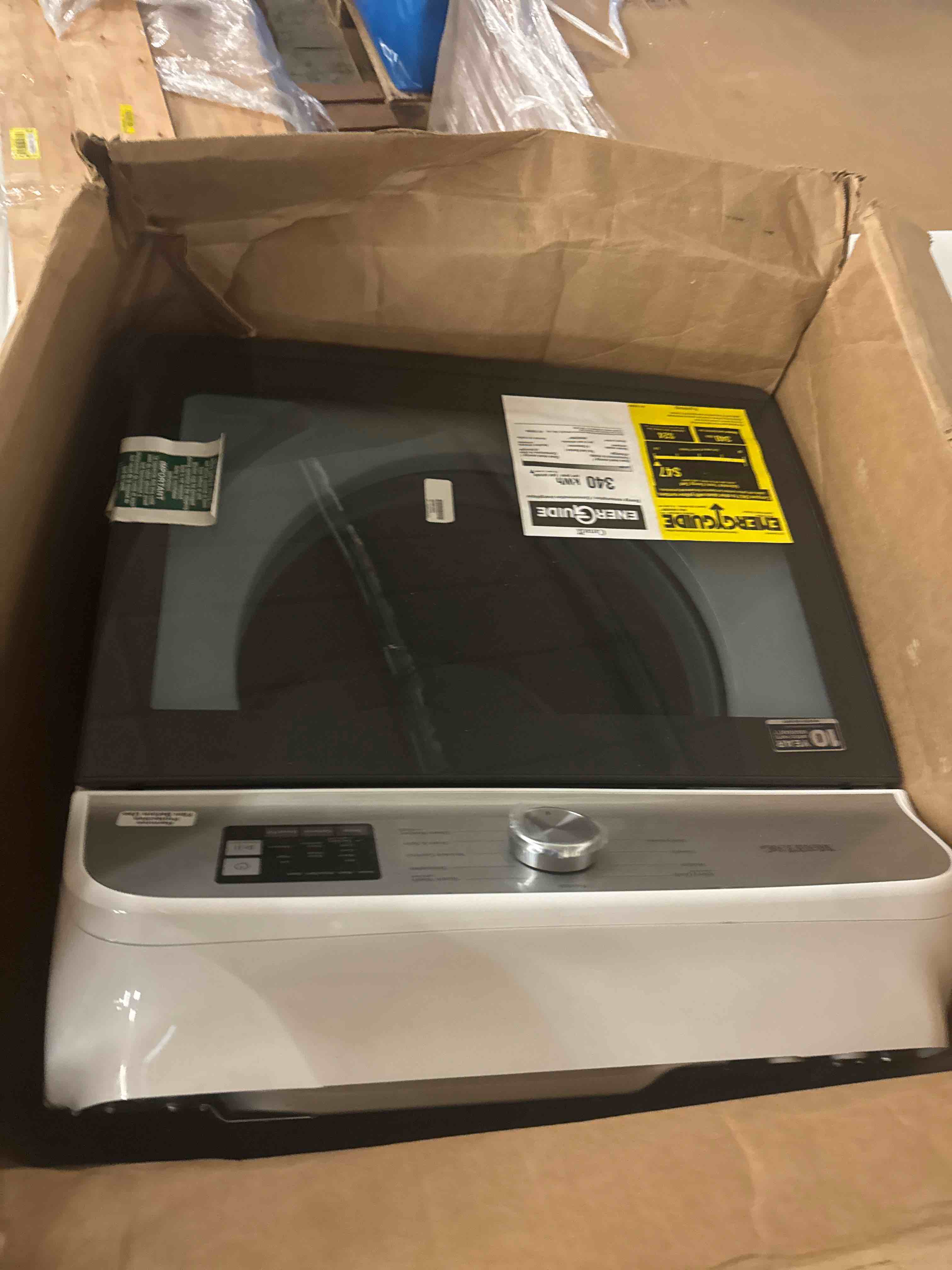 https://s3.amazonaws.com/lotting-images-prod/phillipi/YEL5020101_1755199065562.jpeg