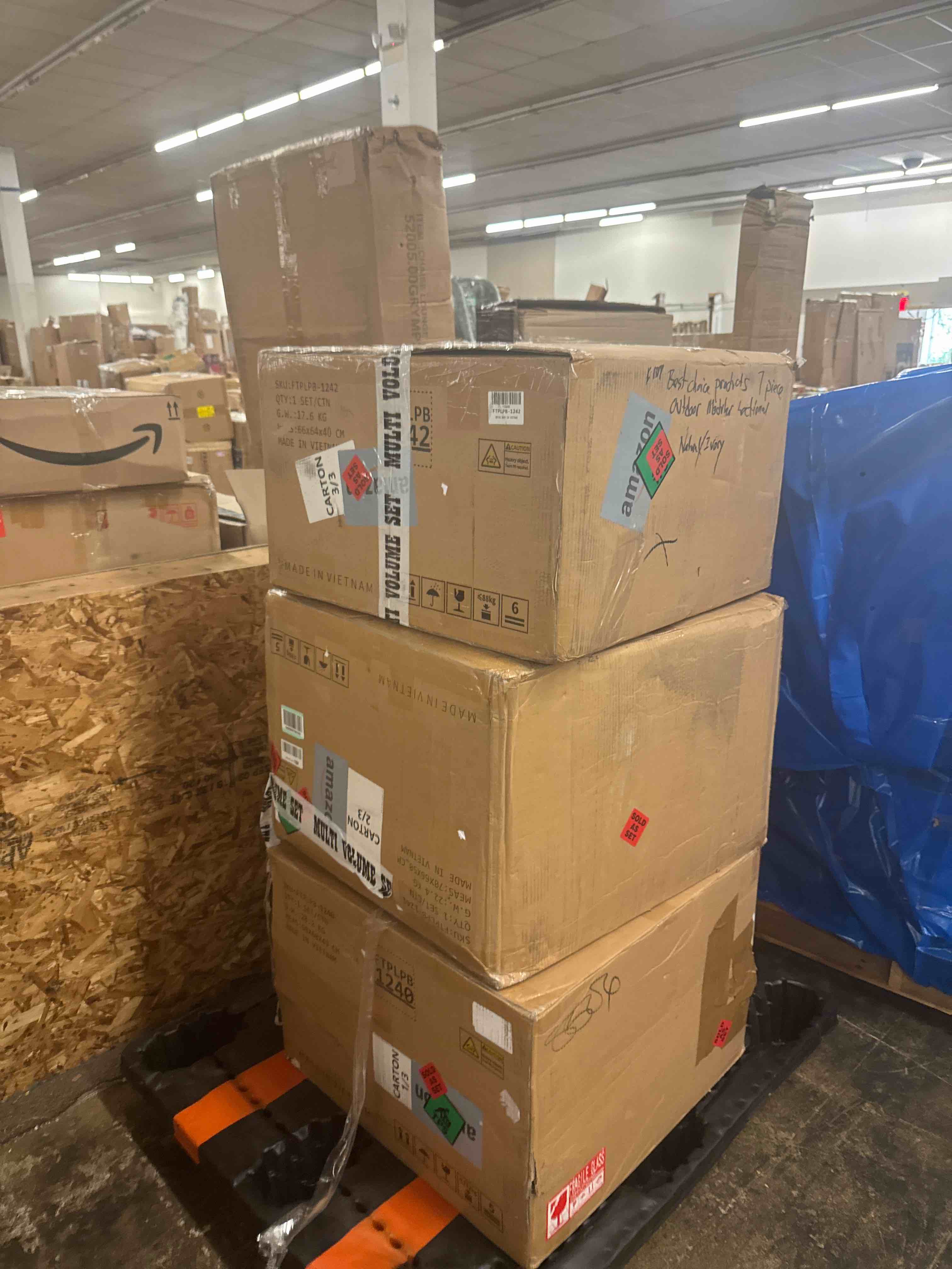 https://s3.amazonaws.com/lotting-images-prod/phillipi/YEL5020124_1755189878993.jpeg