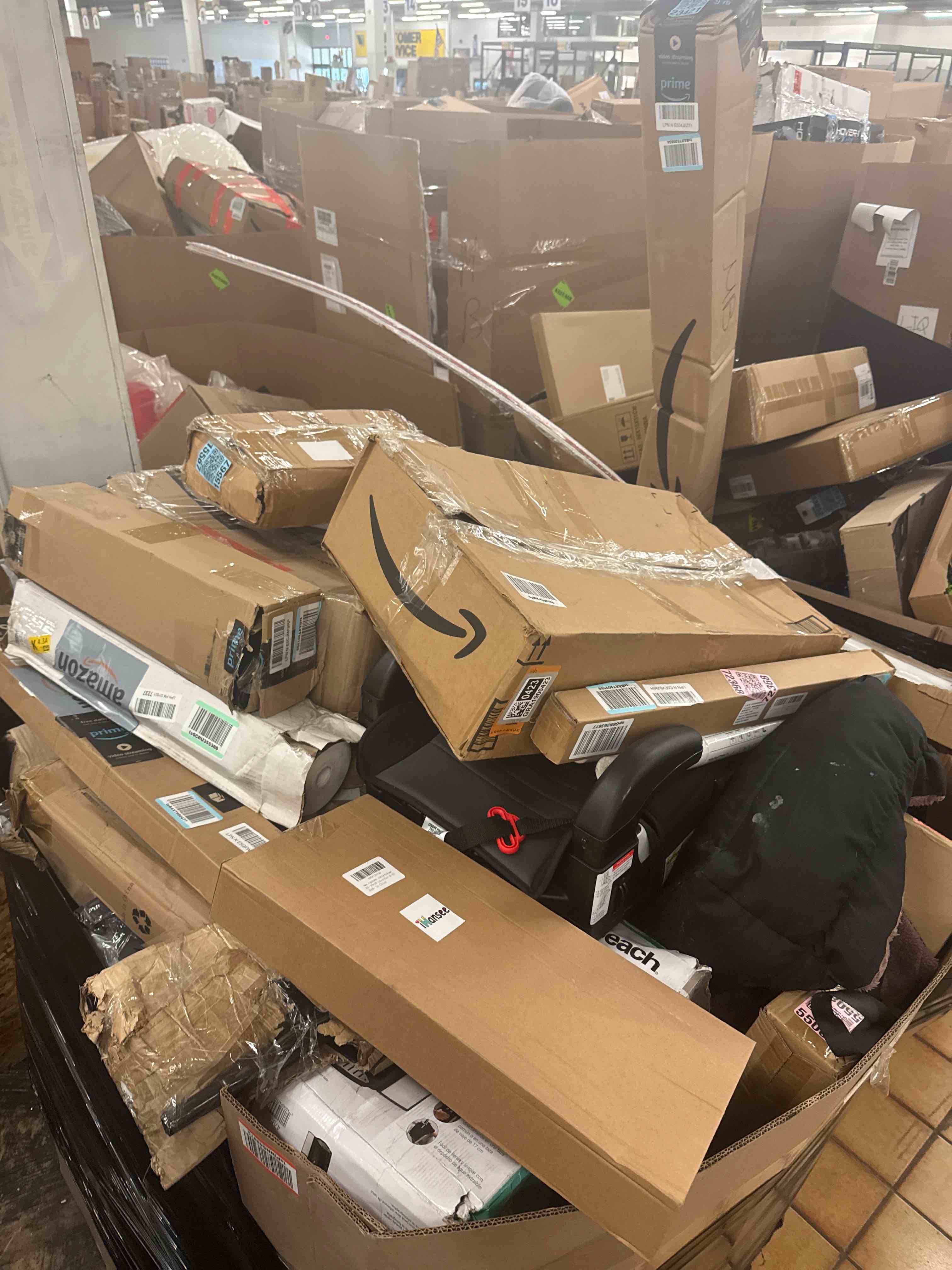 https://s3.amazonaws.com/lotting-images-prod/phillipi/YEL5020127_1755265040307.jpeg