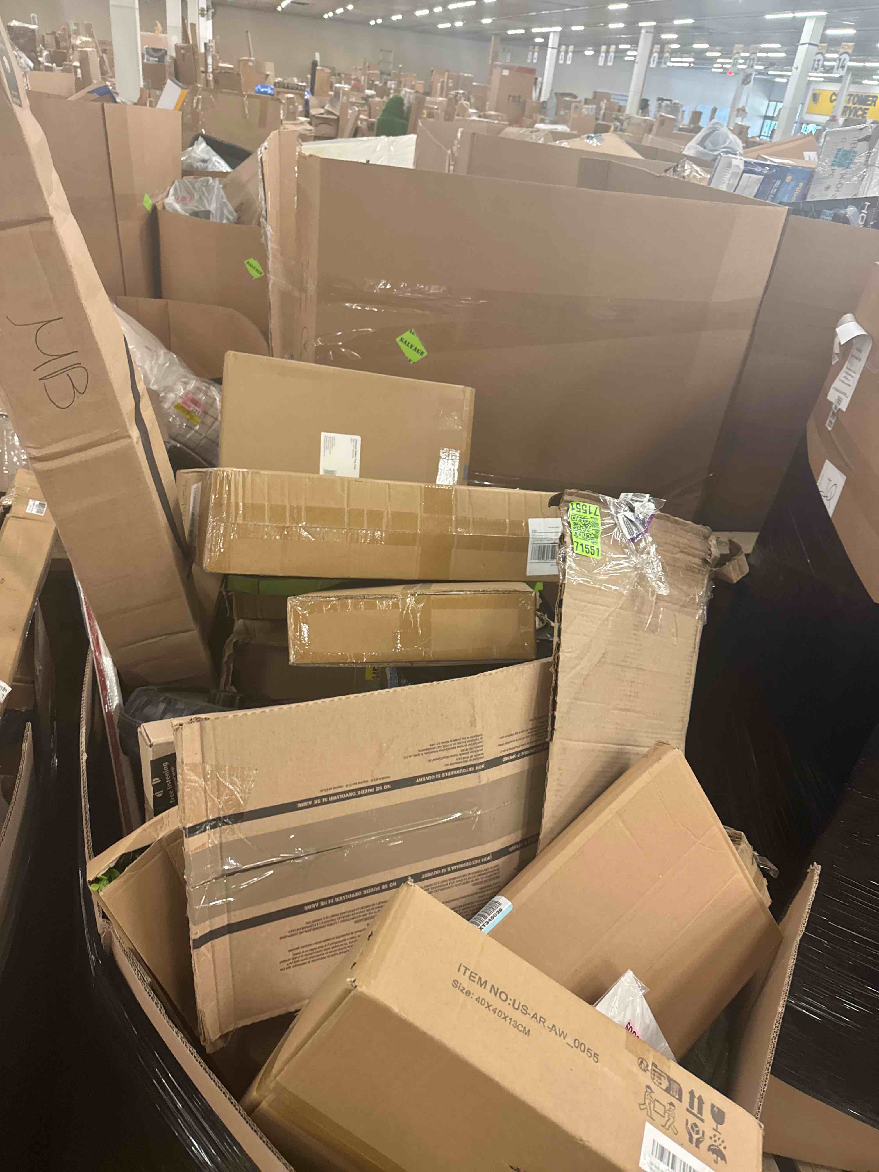 https://s3.amazonaws.com/lotting-images-prod/phillipi/YEL5020128_1755265077228.jpeg