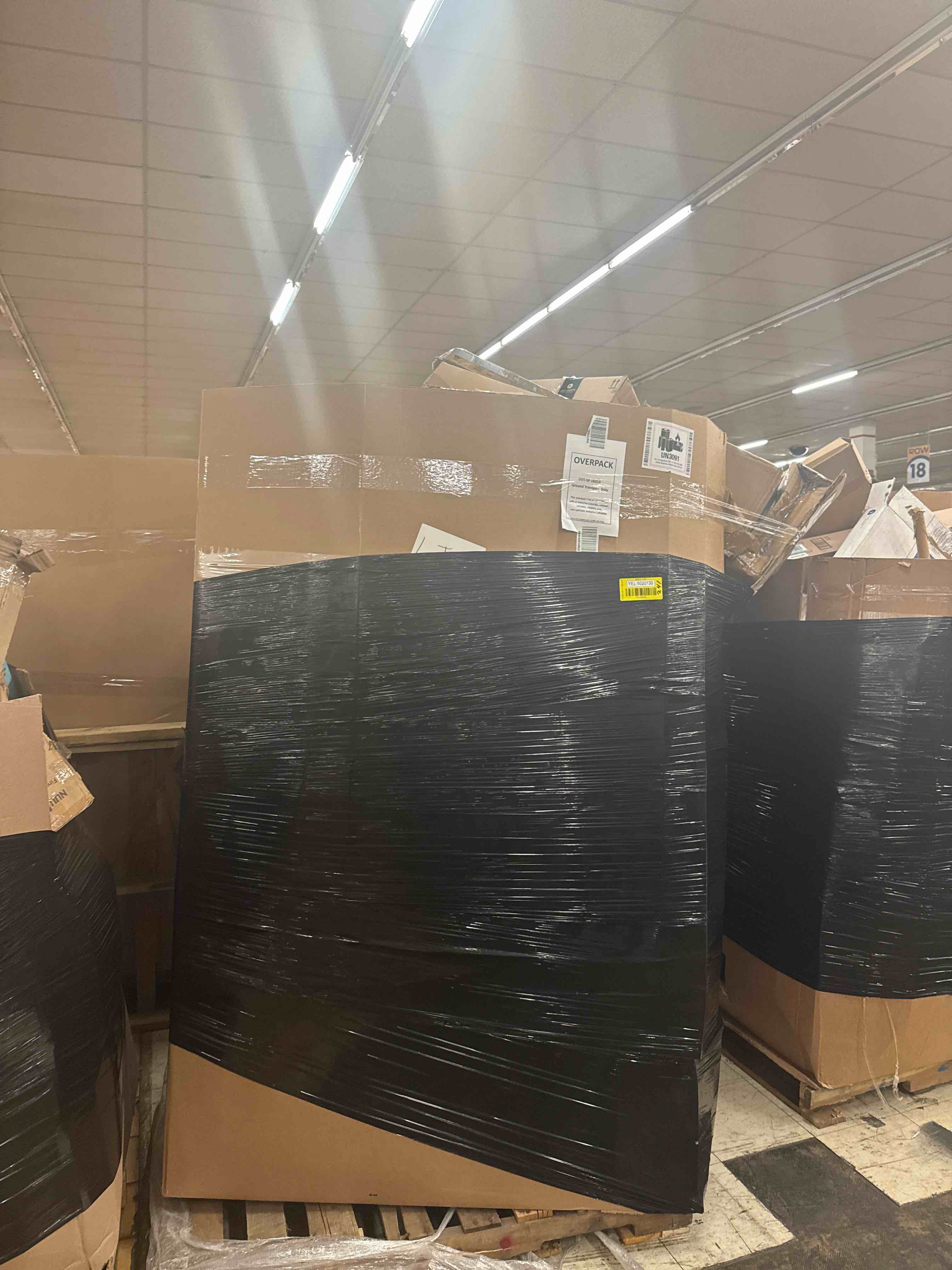 https://s3.amazonaws.com/lotting-images-prod/phillipi/YEL5020130_1755265108200.jpeg