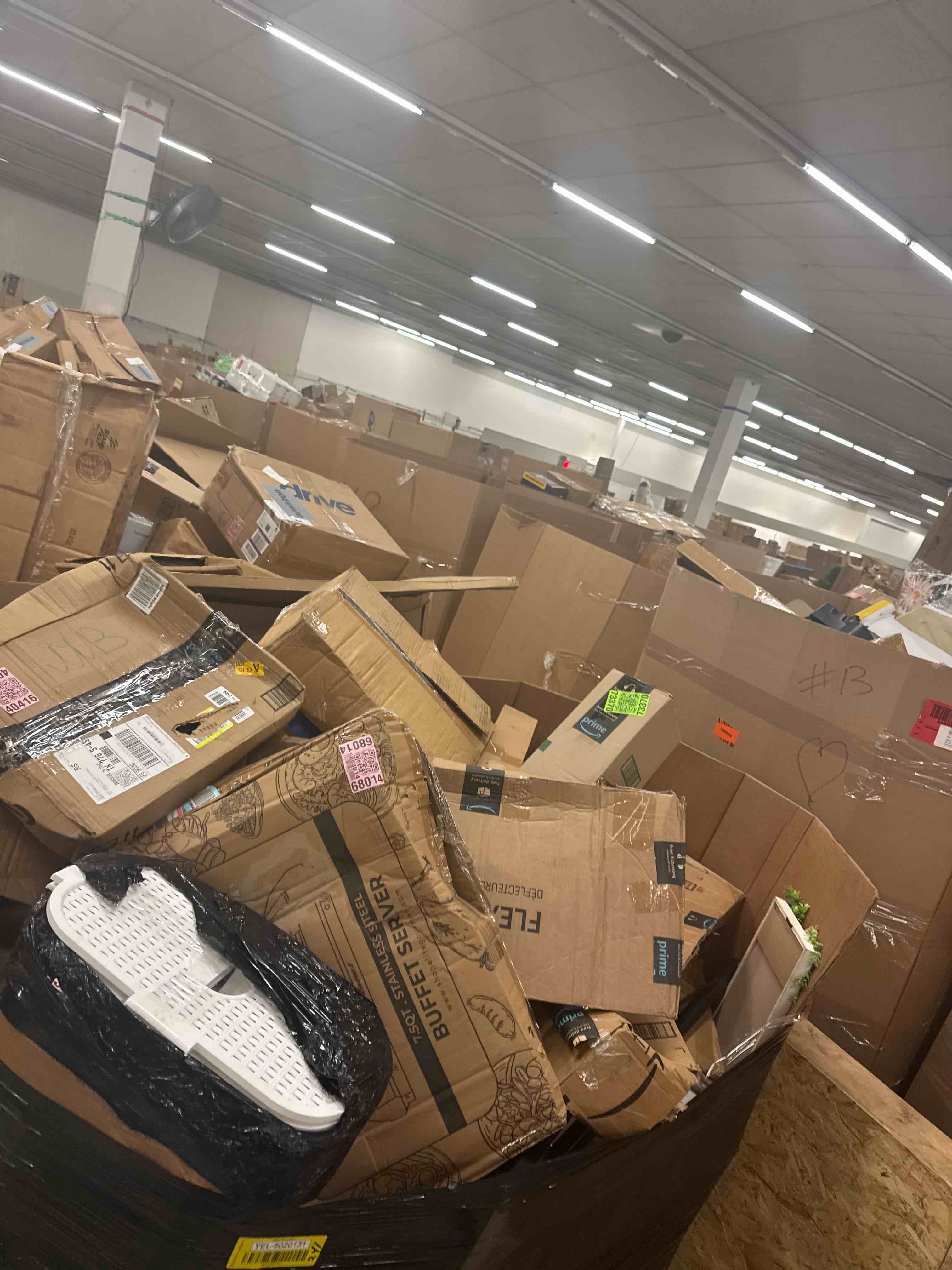 https://s3.amazonaws.com/lotting-images-prod/phillipi/YEL5020131_1755265354701.jpeg