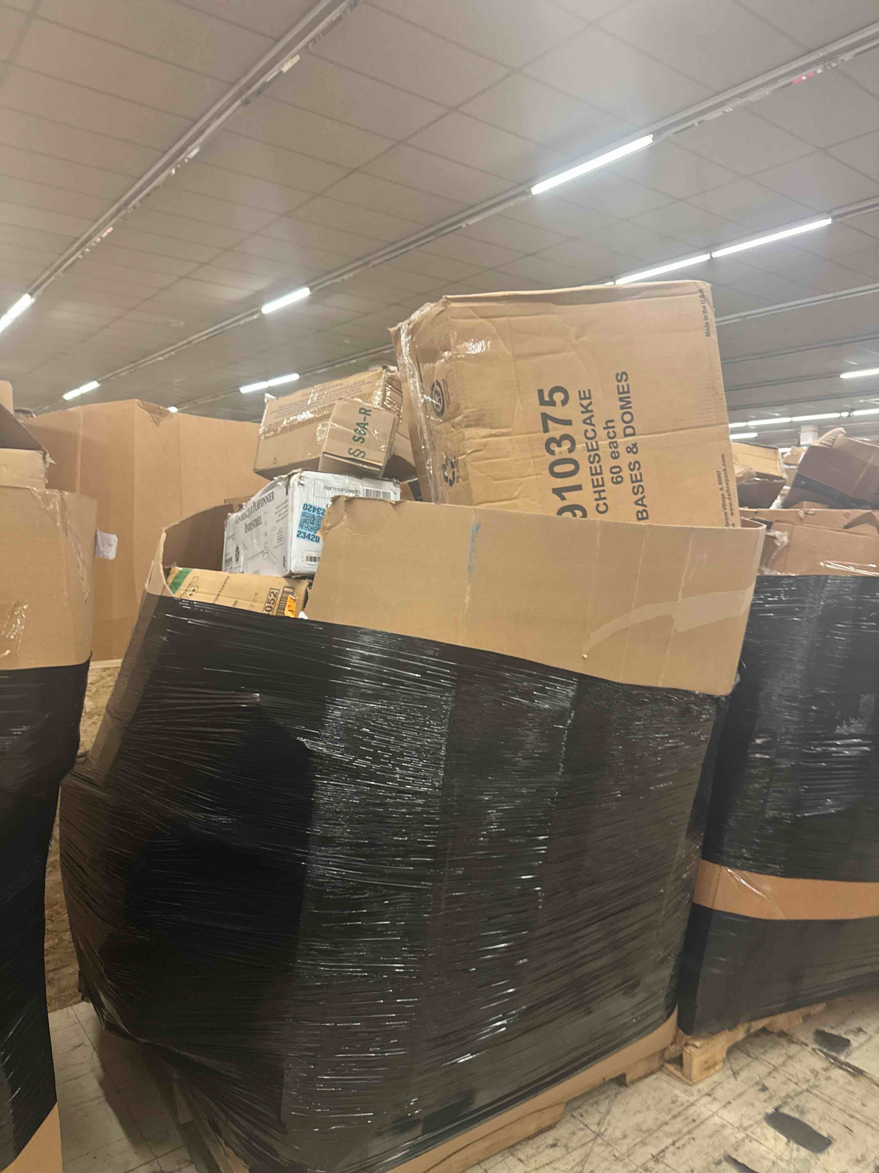 https://s3.amazonaws.com/lotting-images-prod/phillipi/YEL5020133_1755265294725.jpeg