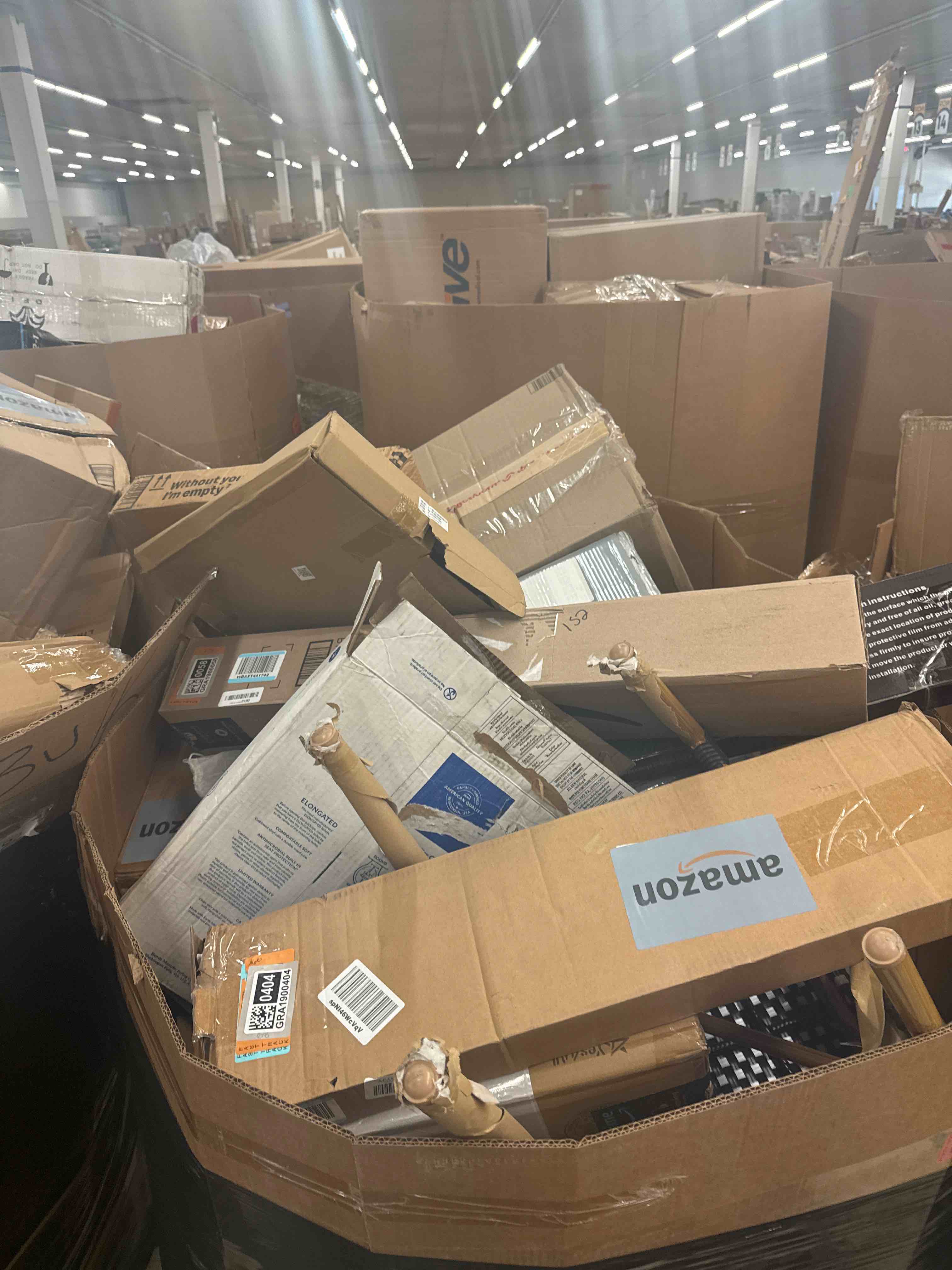 https://s3.amazonaws.com/lotting-images-prod/phillipi/YEL5020138_1755264973920.jpeg