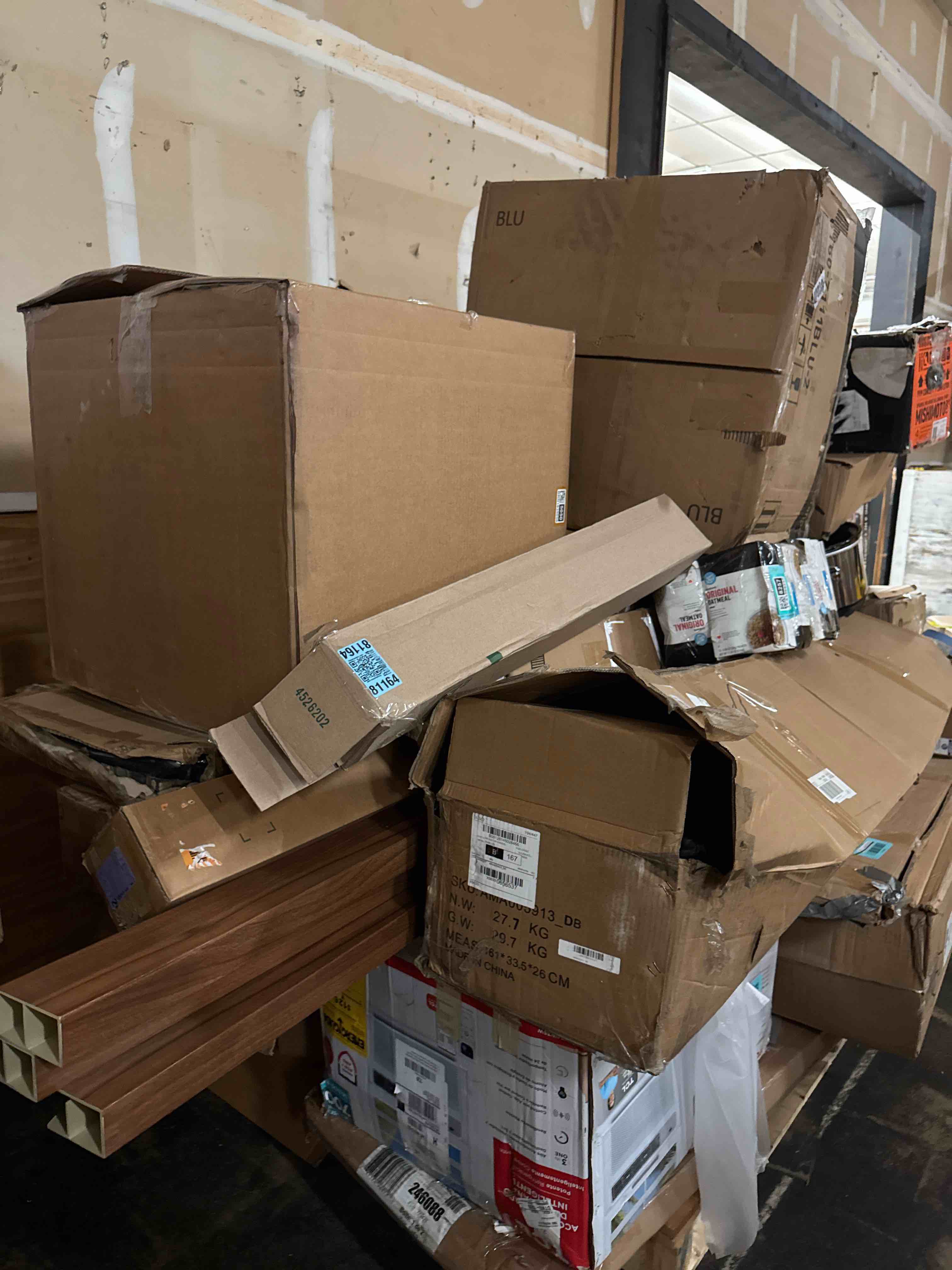 https://s3.amazonaws.com/lotting-images-prod/phillipi/YEL5020156_1755534612224.jpeg