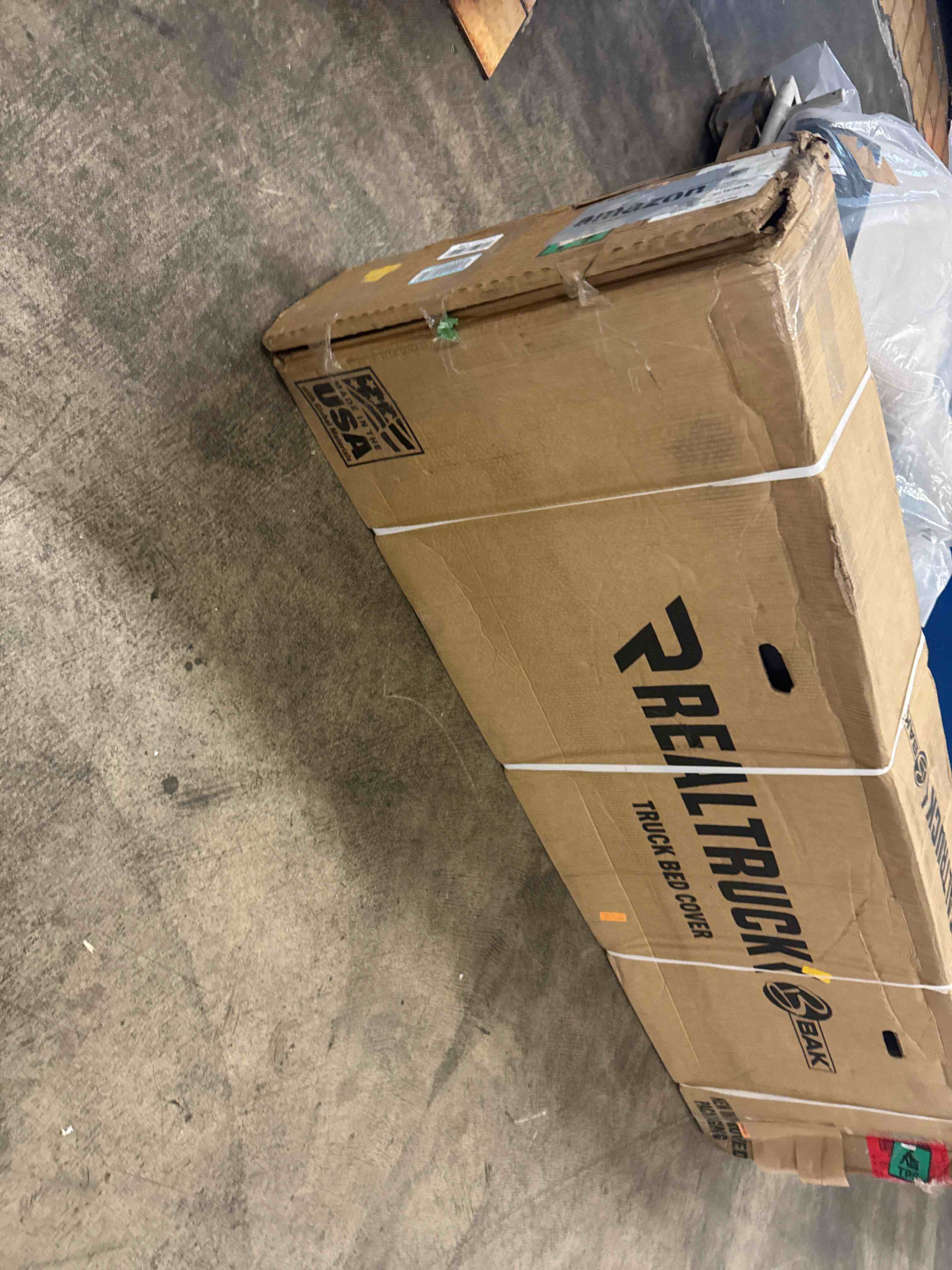 https://s3.amazonaws.com/lotting-images-prod/phillipi/YEL5020216_1755872433930.jpeg
