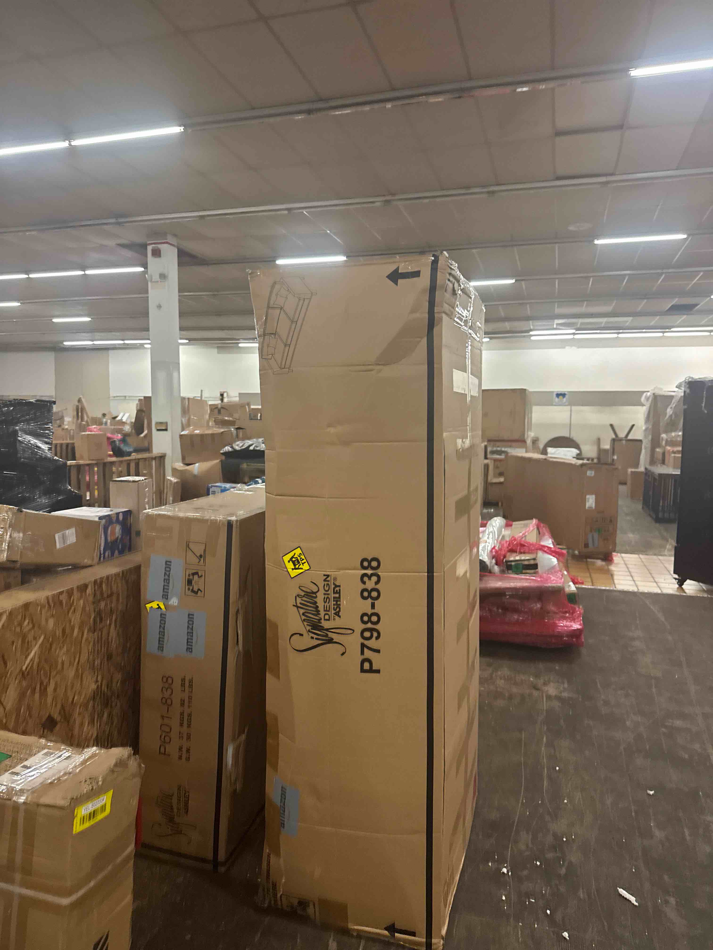 https://s3.amazonaws.com/lotting-images-prod/phillipi/YEL5020336_1758223940577.jpeg