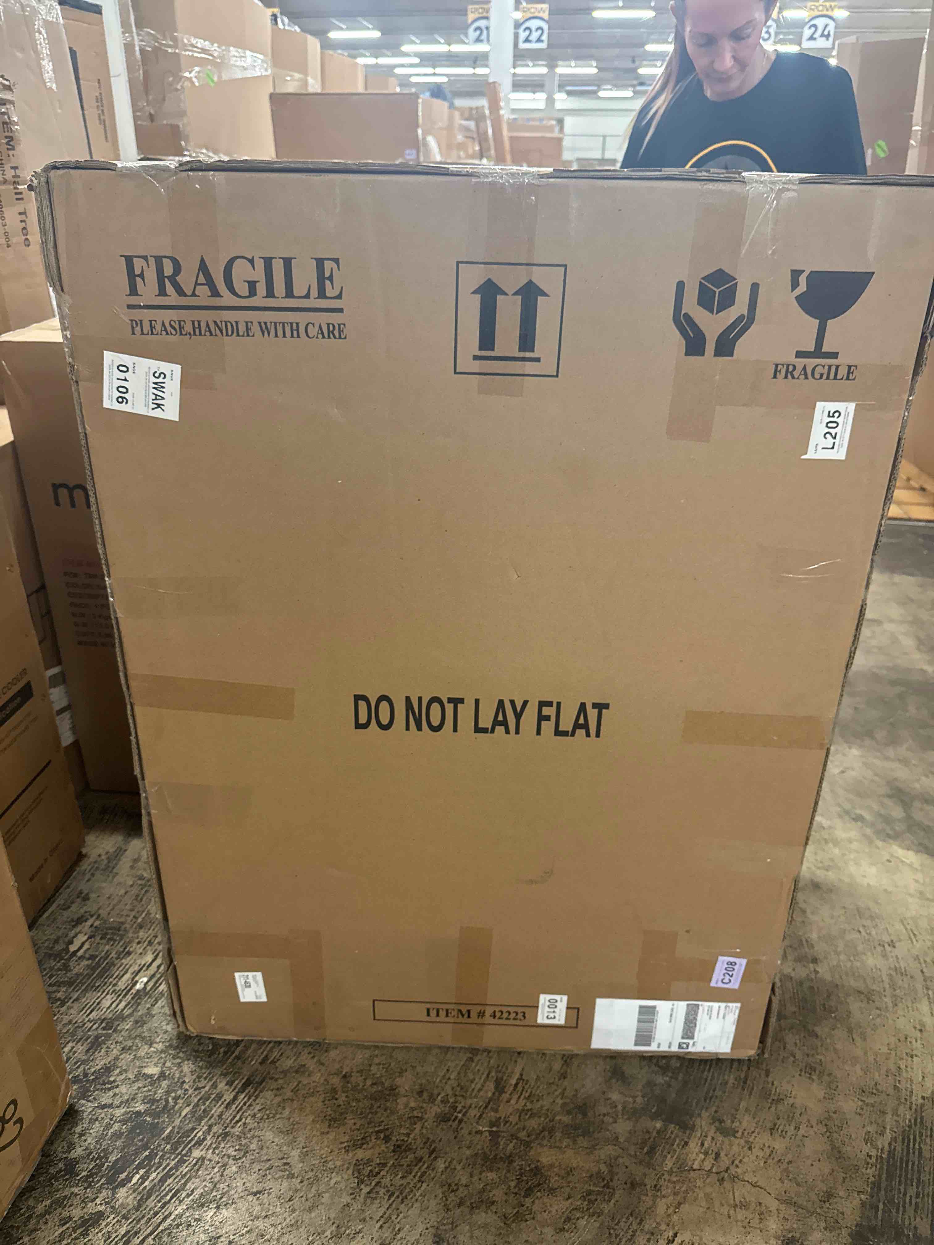 https://s3.amazonaws.com/lotting-images-prod/phillipi/YEL5020398_1757357559463.jpeg