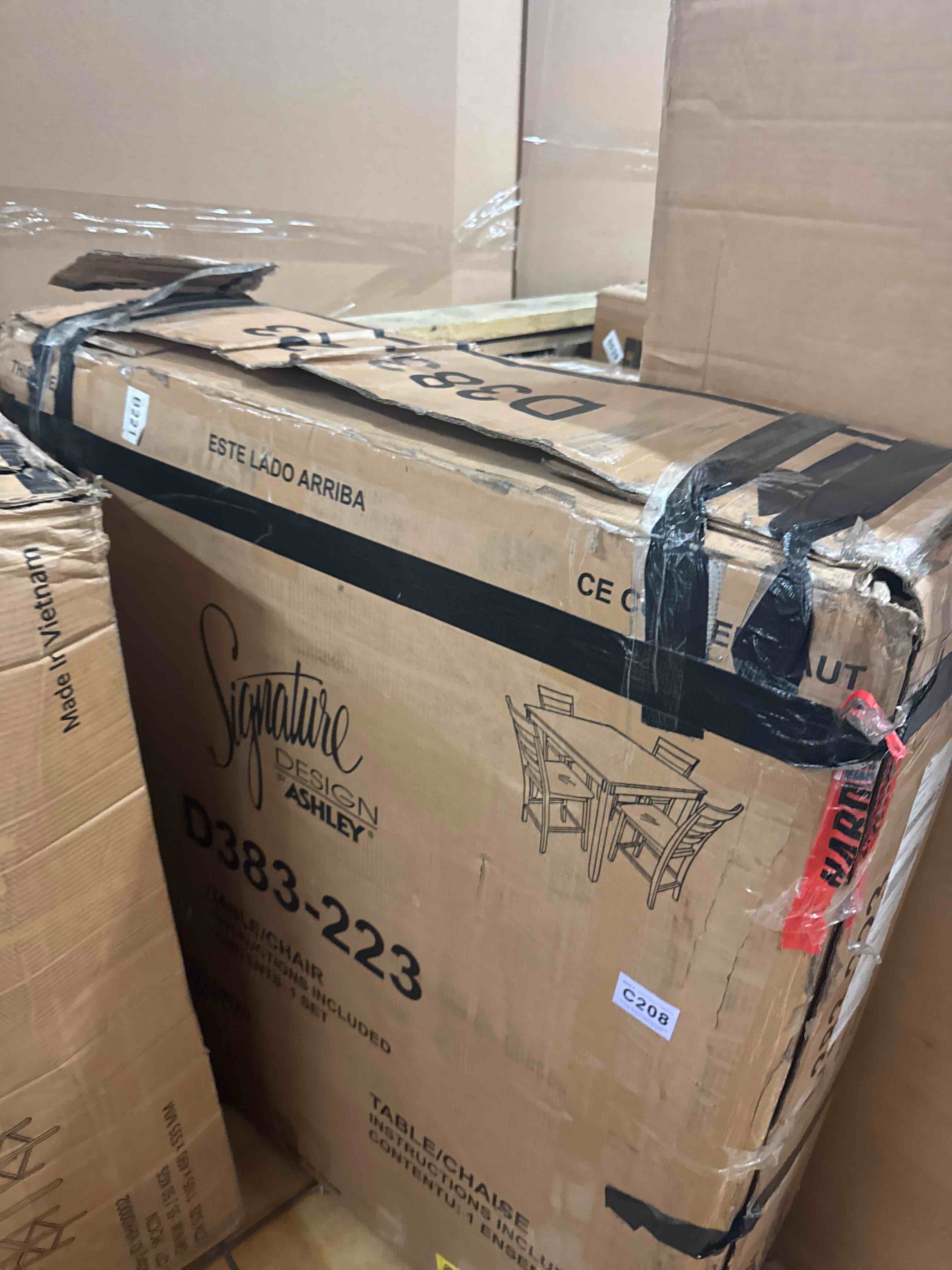 https://s3.amazonaws.com/lotting-images-prod/phillipi/YEL5020426_1757353484224.jpeg