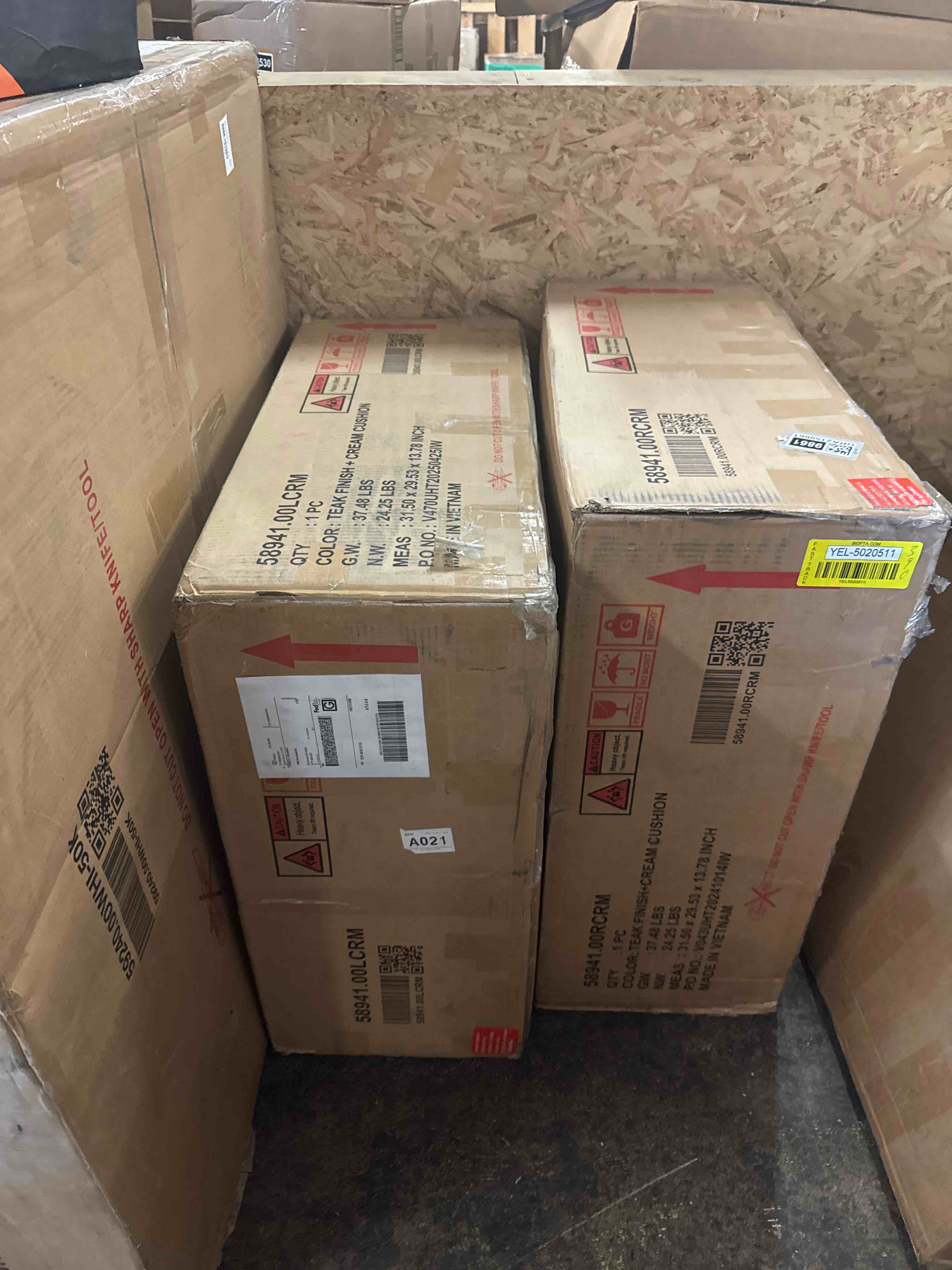 https://s3.amazonaws.com/lotting-images-prod/phillipi/YEL5020511_1757695591377.jpeg