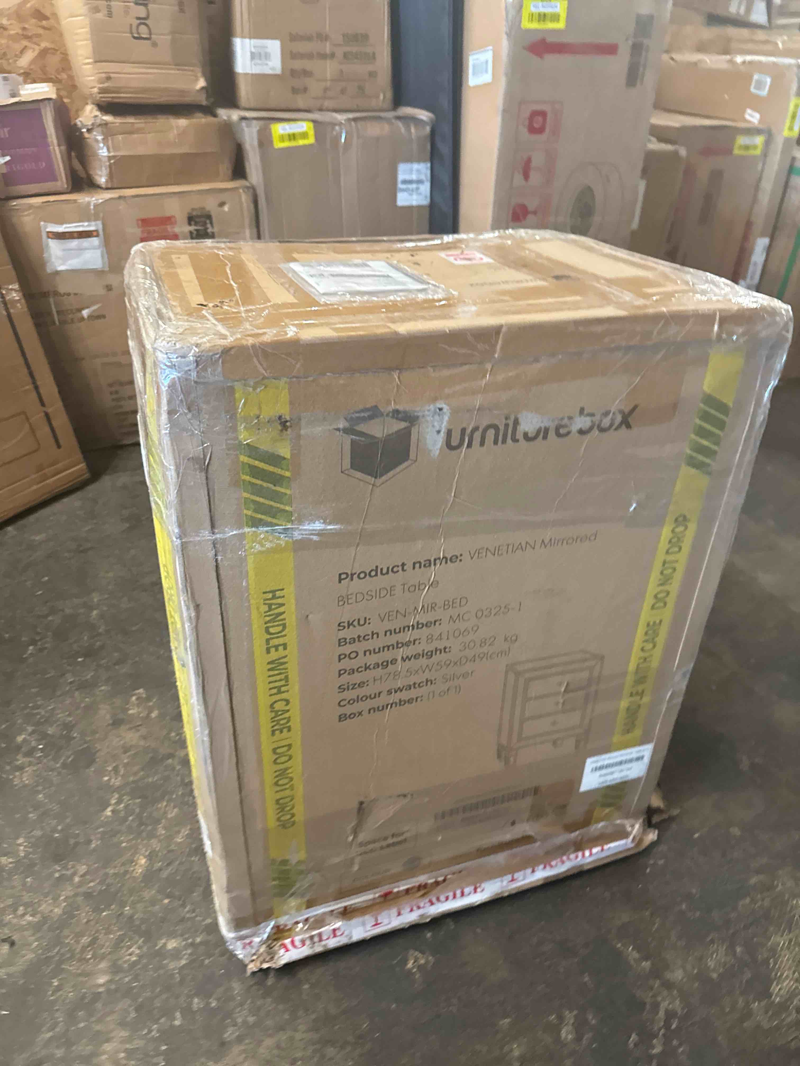 https://s3.amazonaws.com/lotting-images-prod/phillipi/YEL5020516_1757697312188.jpeg