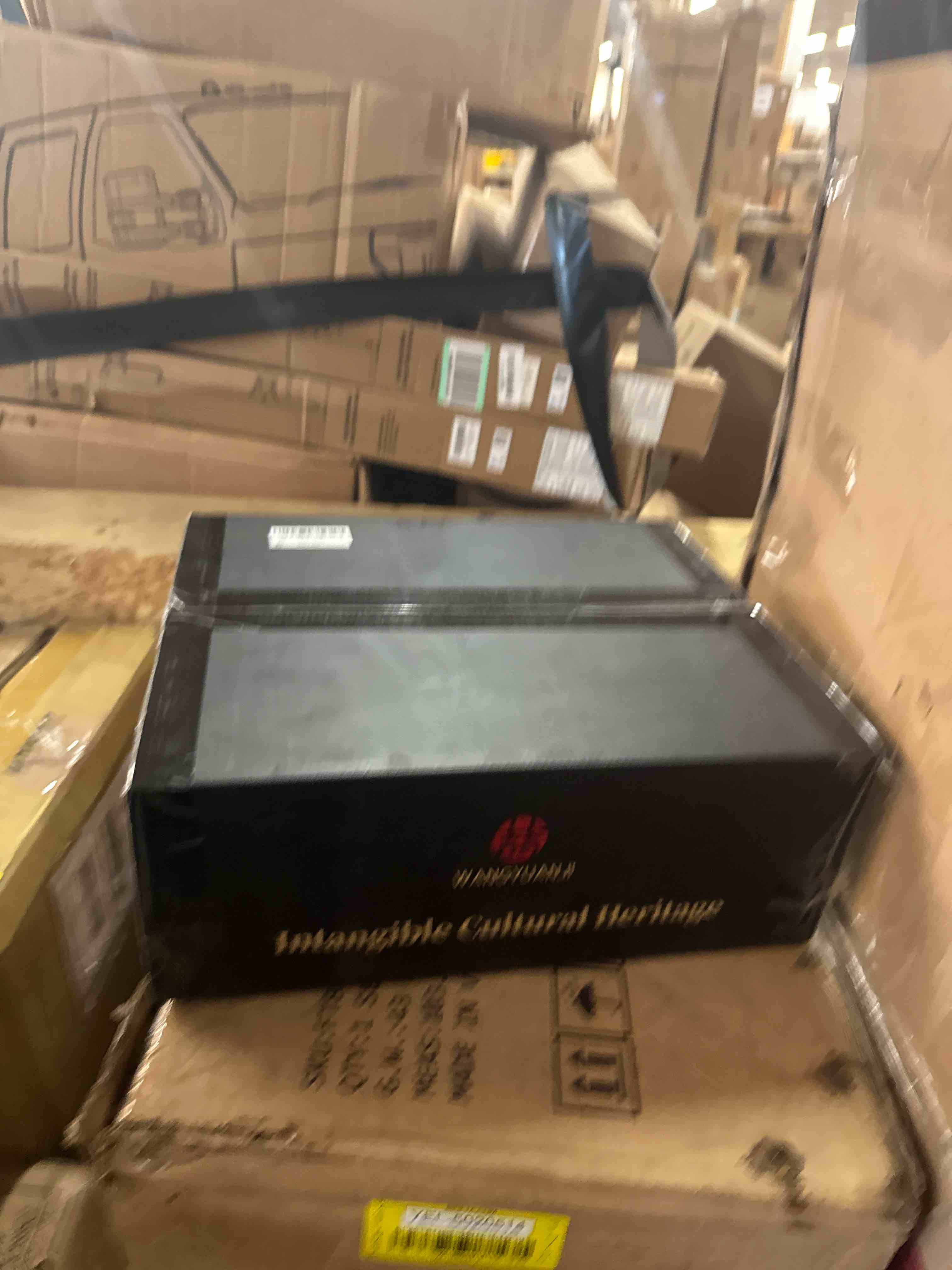 https://s3.amazonaws.com/lotting-images-prod/phillipi/YEL5020540_1757700699091.jpeg