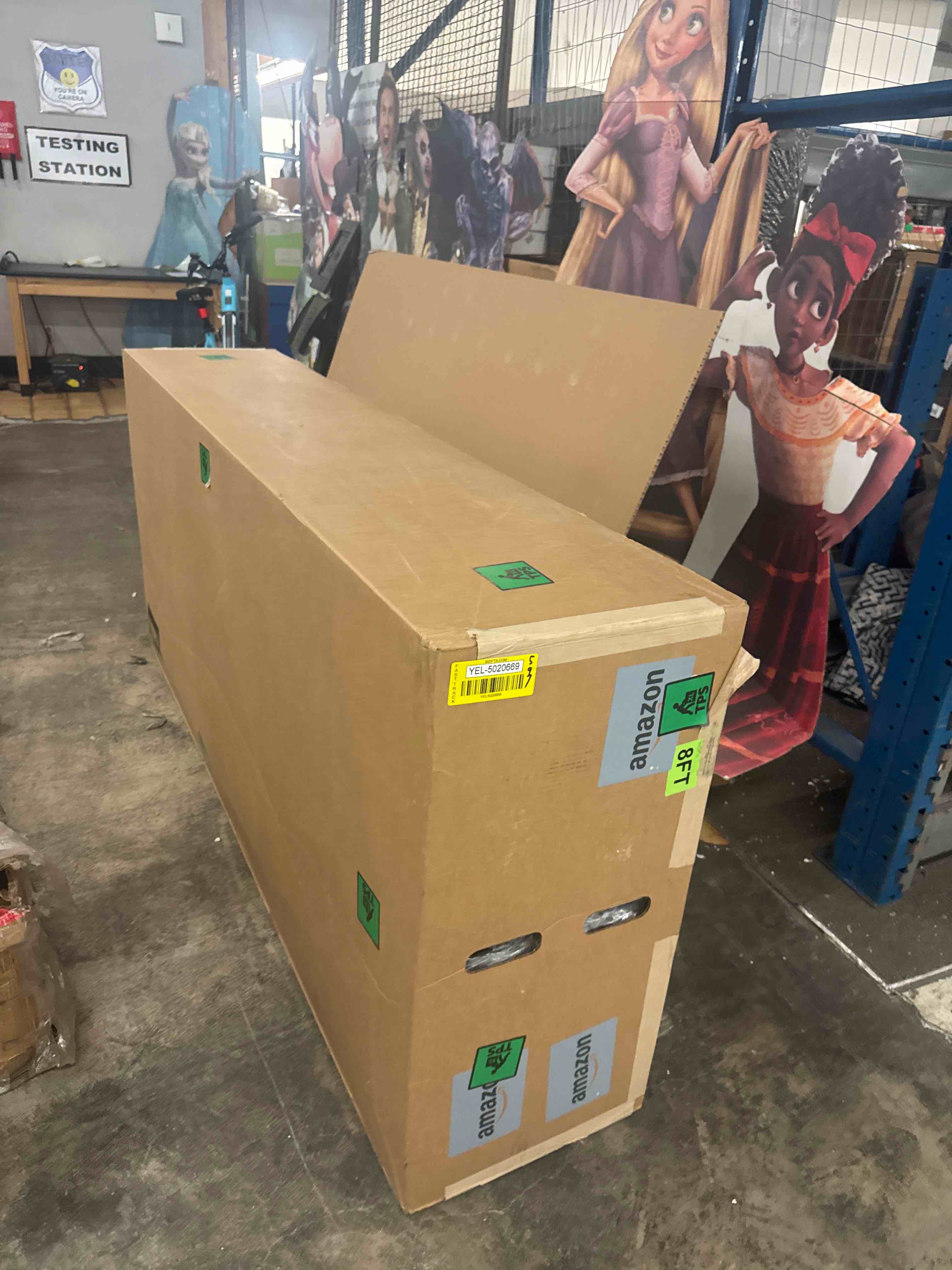 https://s3.amazonaws.com/lotting-images-prod/phillipi/YEL5020669_1760637632867.jpeg