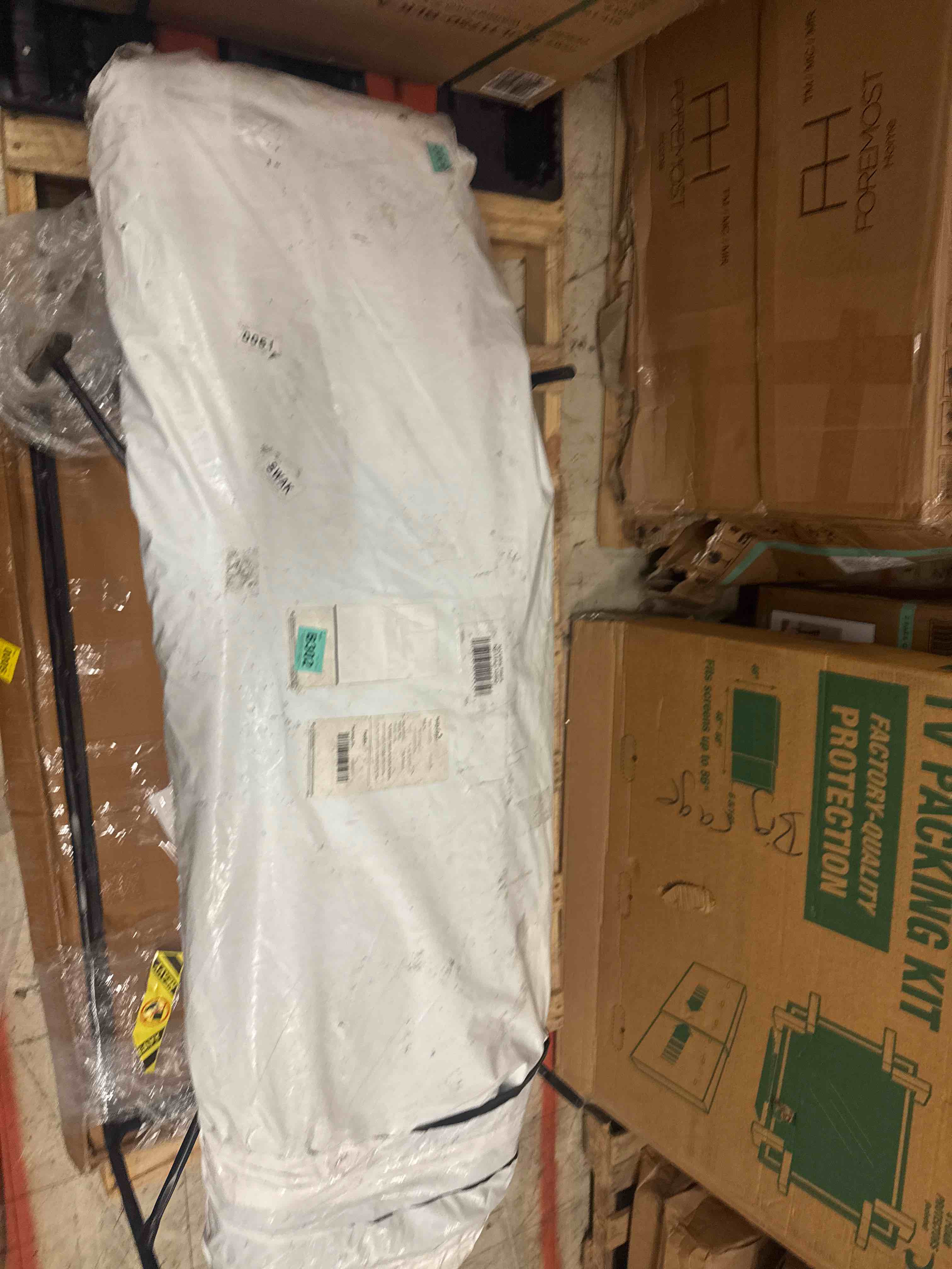 https://s3.amazonaws.com/lotting-images-prod/phillipi/YEL5020671_1760640910799.jpeg