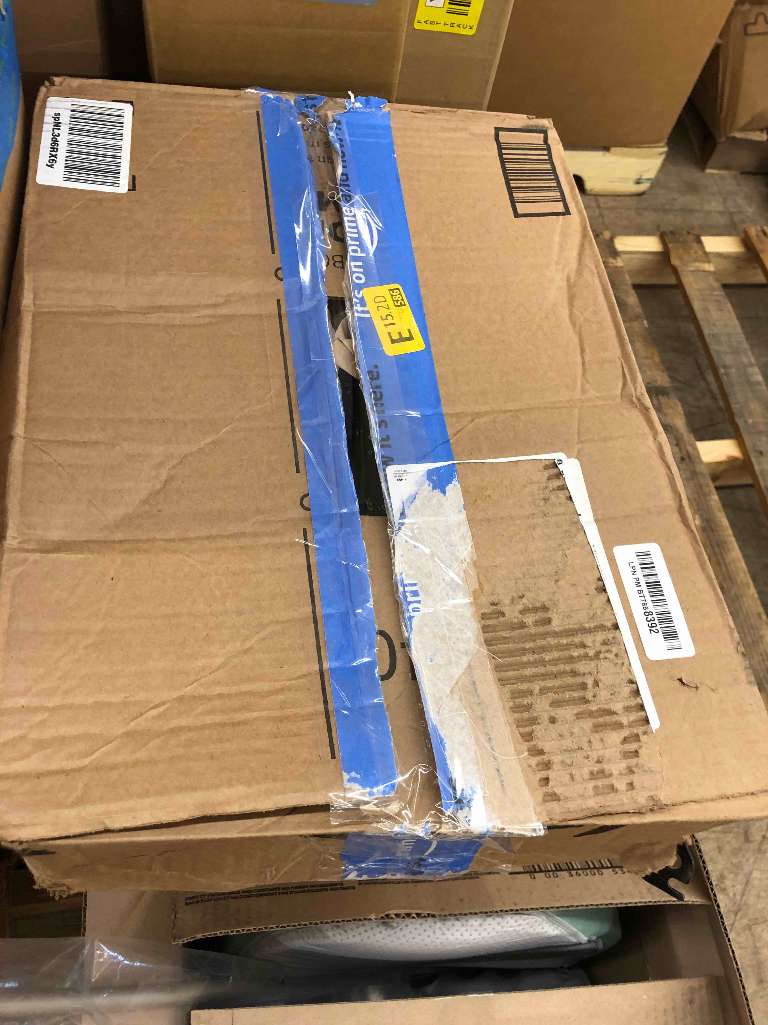 https://s3.amazonaws.com/lotting-images-prod/phillipi/YEL5059963_1716309000633.jpeg