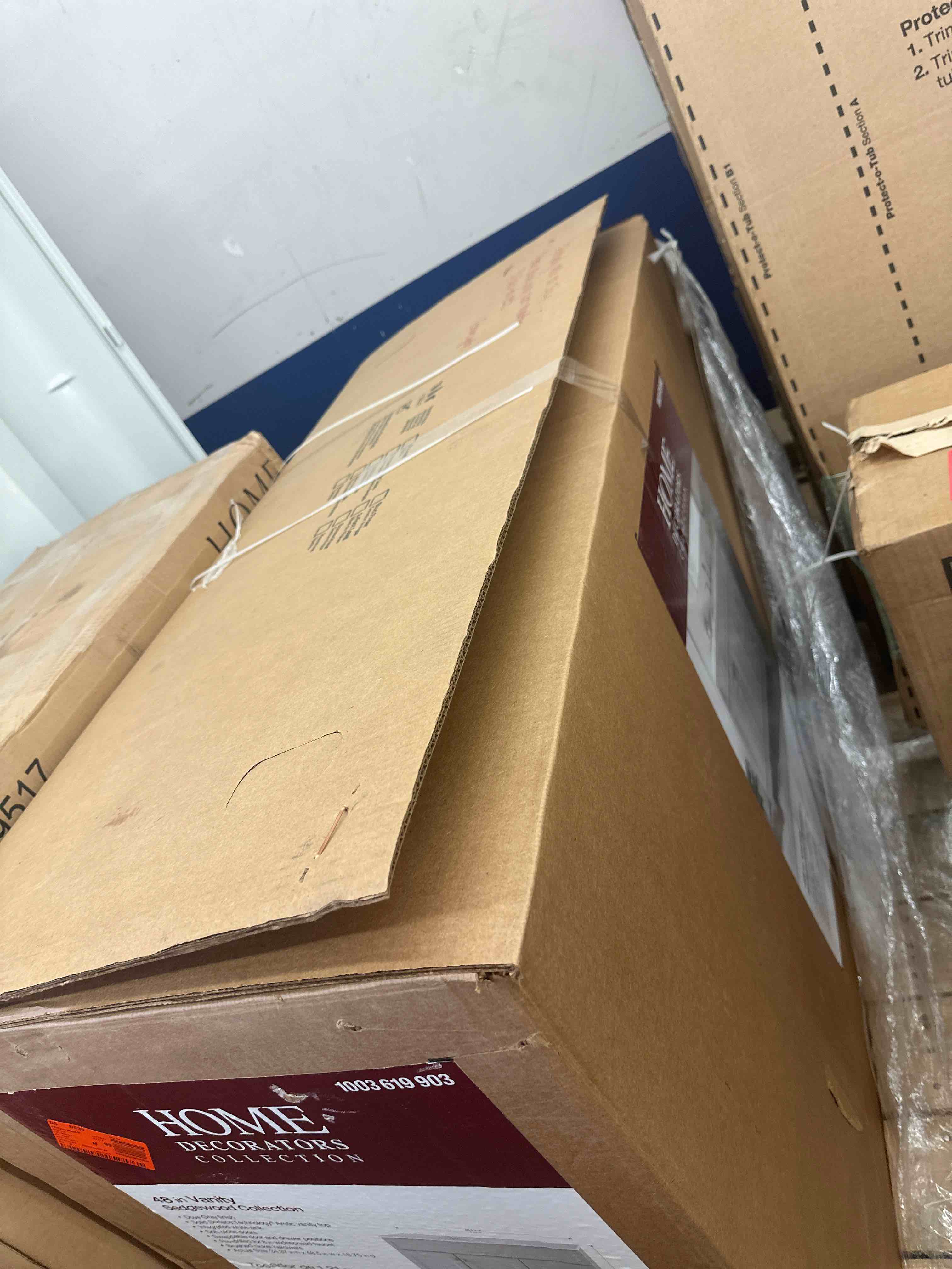 https://s3.amazonaws.com/lotting-images-prod/phillipi/YEL5060202_1718285032978.jpeg