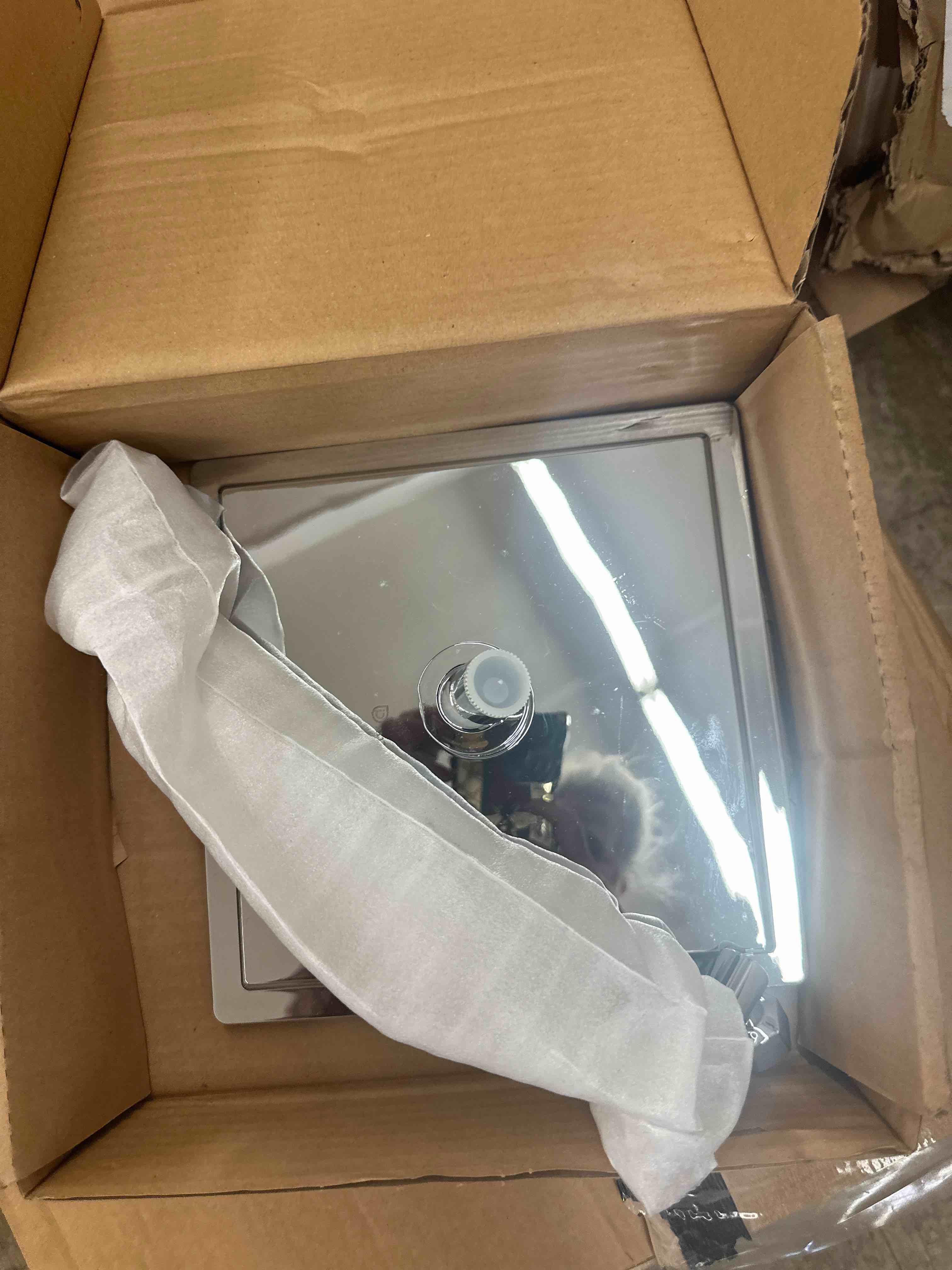 https://s3.amazonaws.com/lotting-images-prod/phillipi/YEL5061385_1722431428603.jpeg