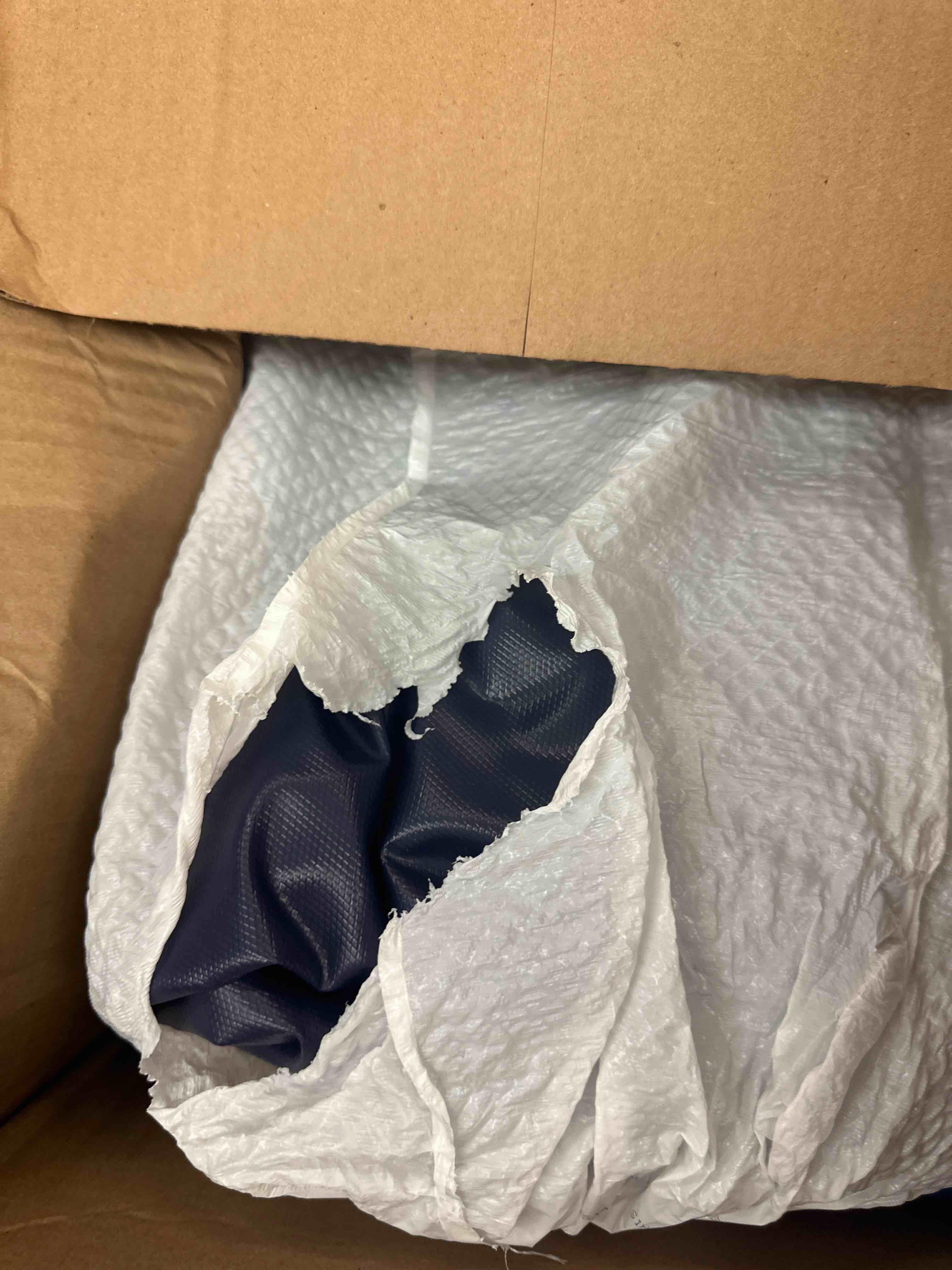 https://s3.amazonaws.com/lotting-images-prod/phillipi/YEL5061396_1722510469568.jpeg