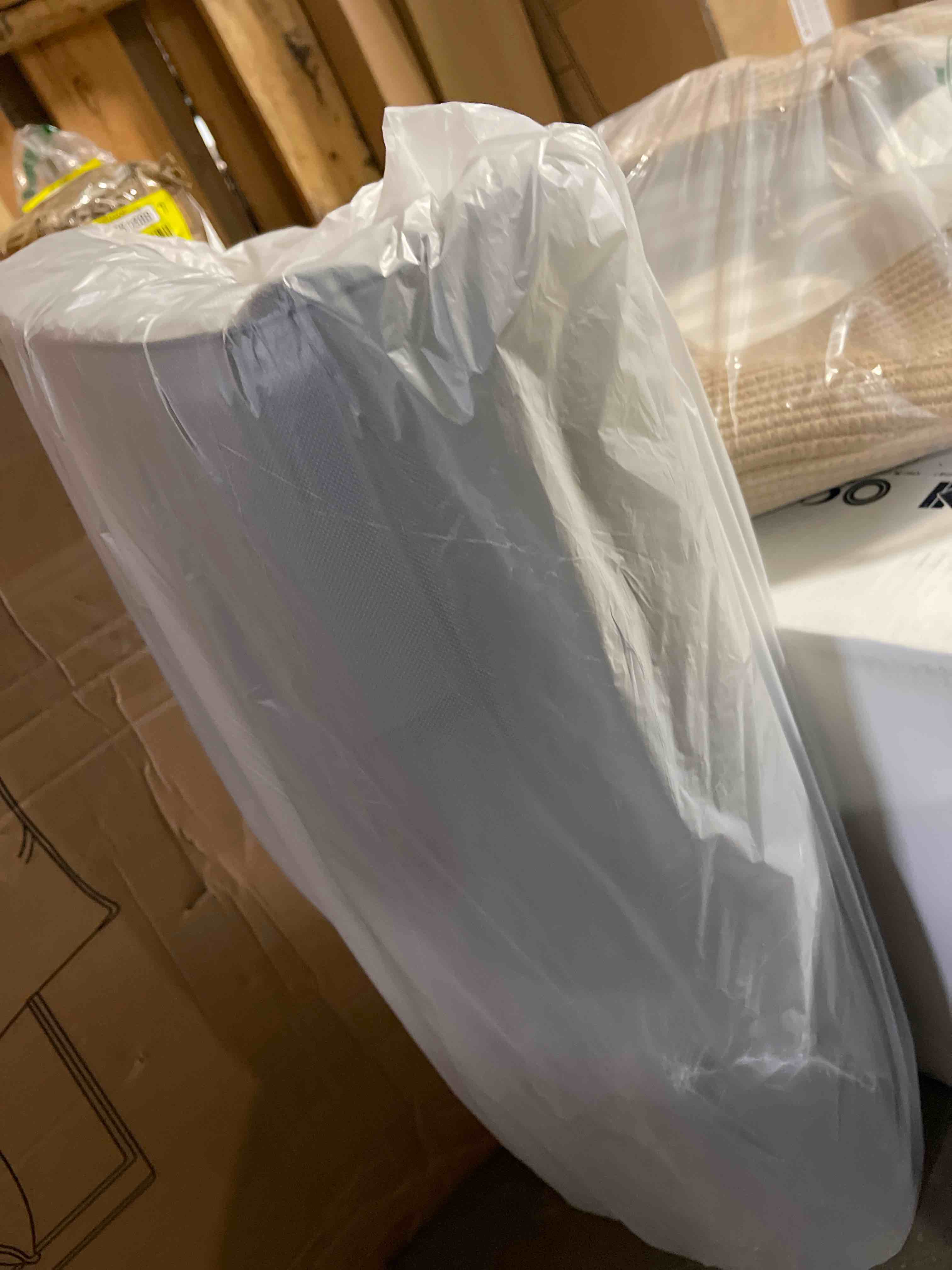 https://s3.amazonaws.com/lotting-images-prod/phillipi/YEL5061692_1716495309693.jpeg