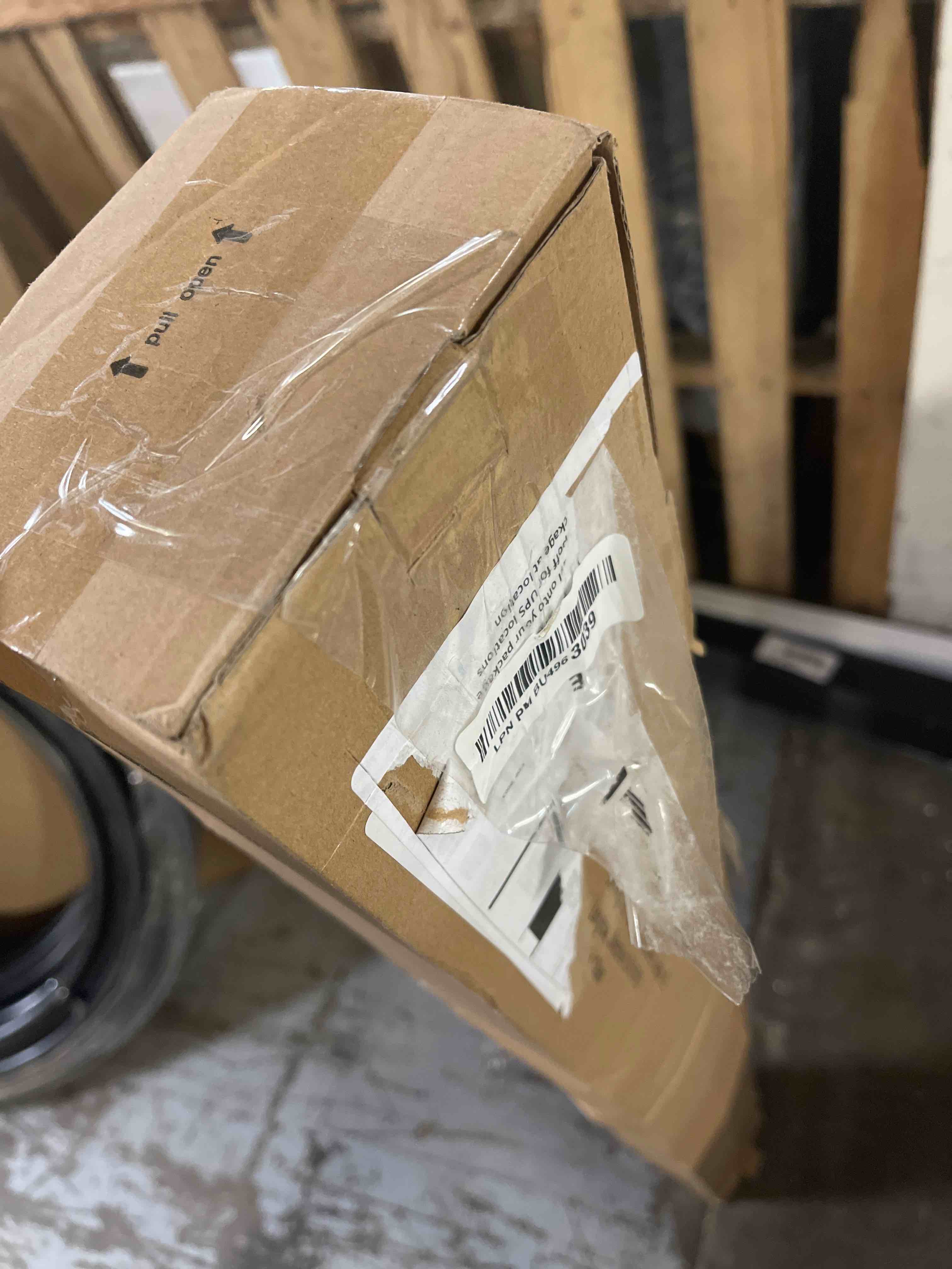 https://s3.amazonaws.com/lotting-images-prod/phillipi/YEL5061723_1716566545392.jpeg