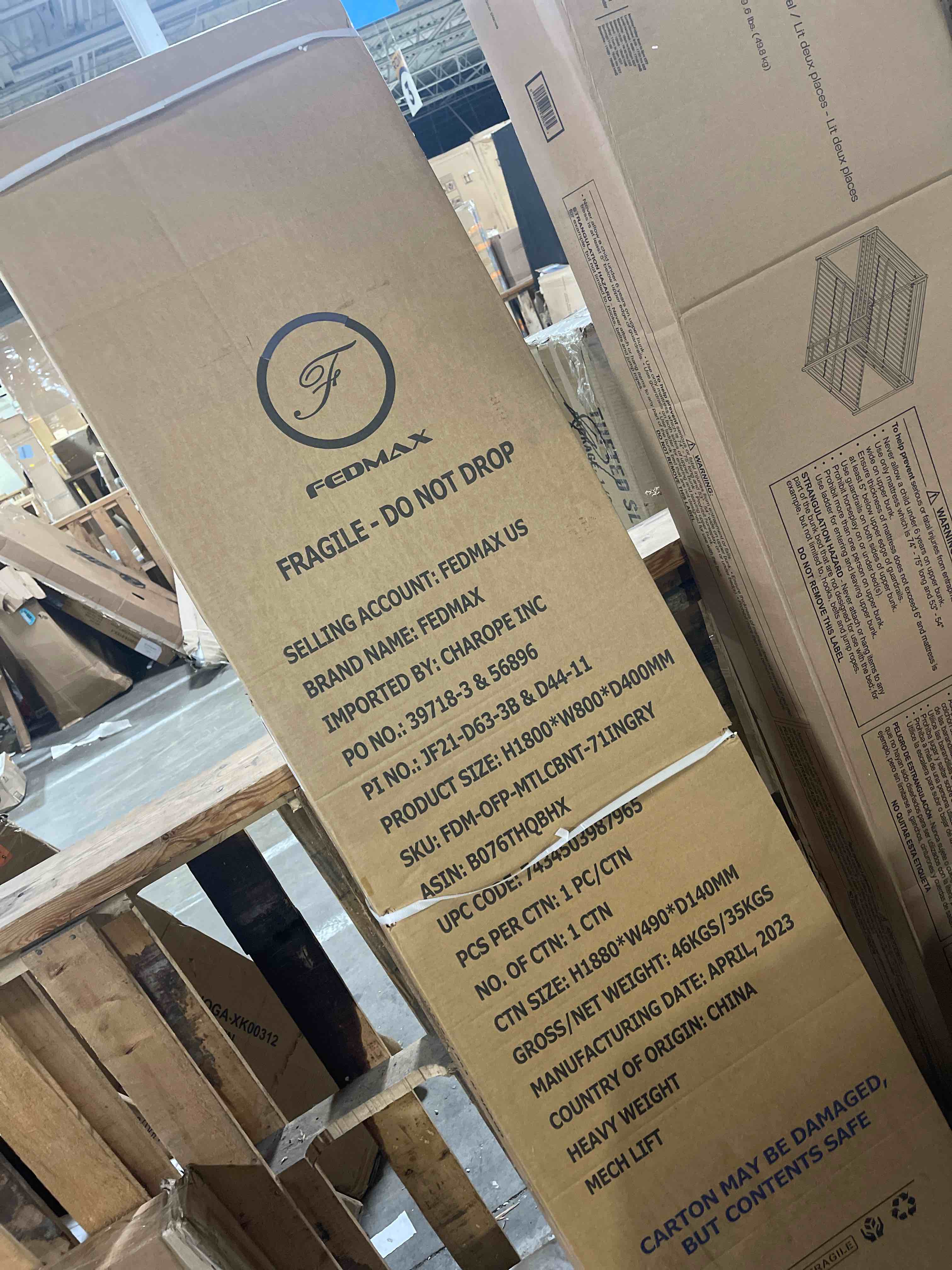 https://s3.amazonaws.com/lotting-images-prod/phillipi/YEL5061731_1716568476605.jpeg