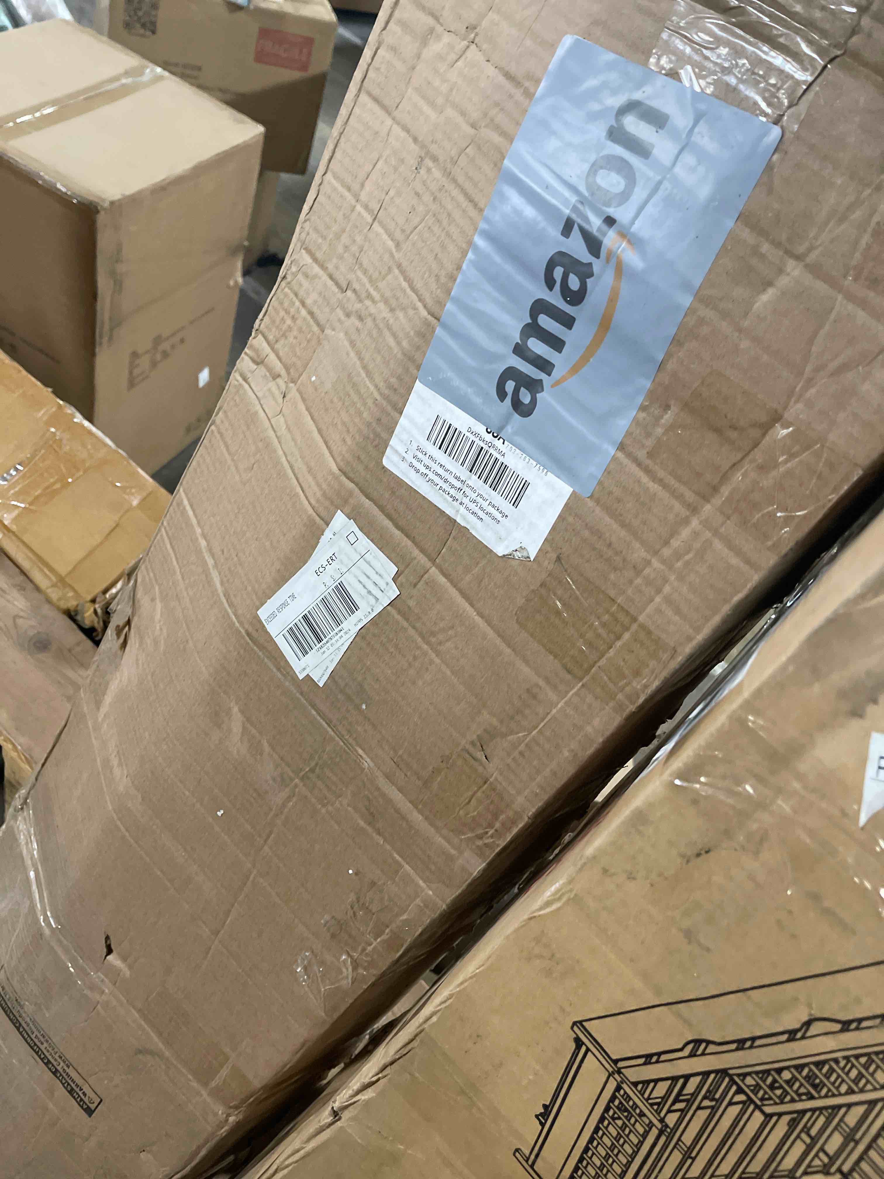 https://s3.amazonaws.com/lotting-images-prod/phillipi/YEL5062045_1716571765618.jpeg