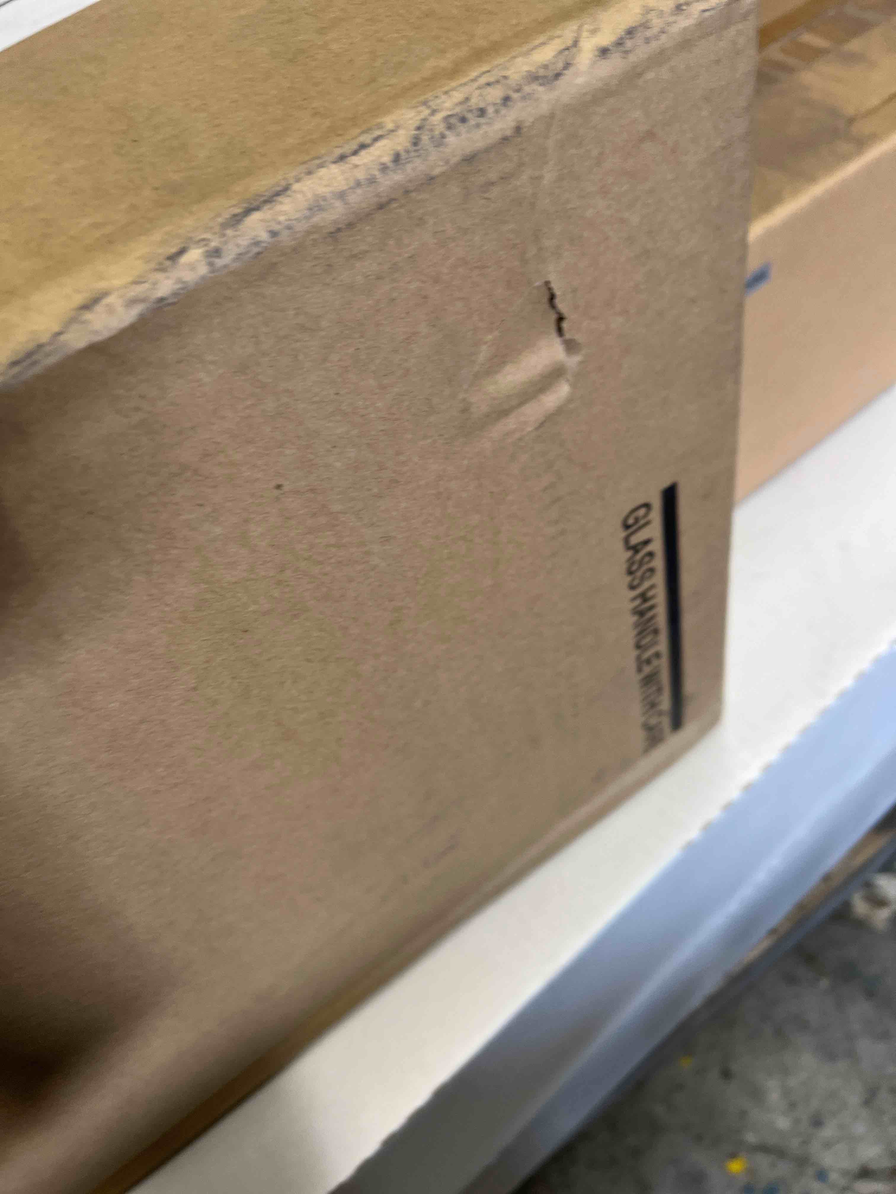 https://s3.amazonaws.com/lotting-images-prod/phillipi/YEL5062258_1722011328520.jpeg