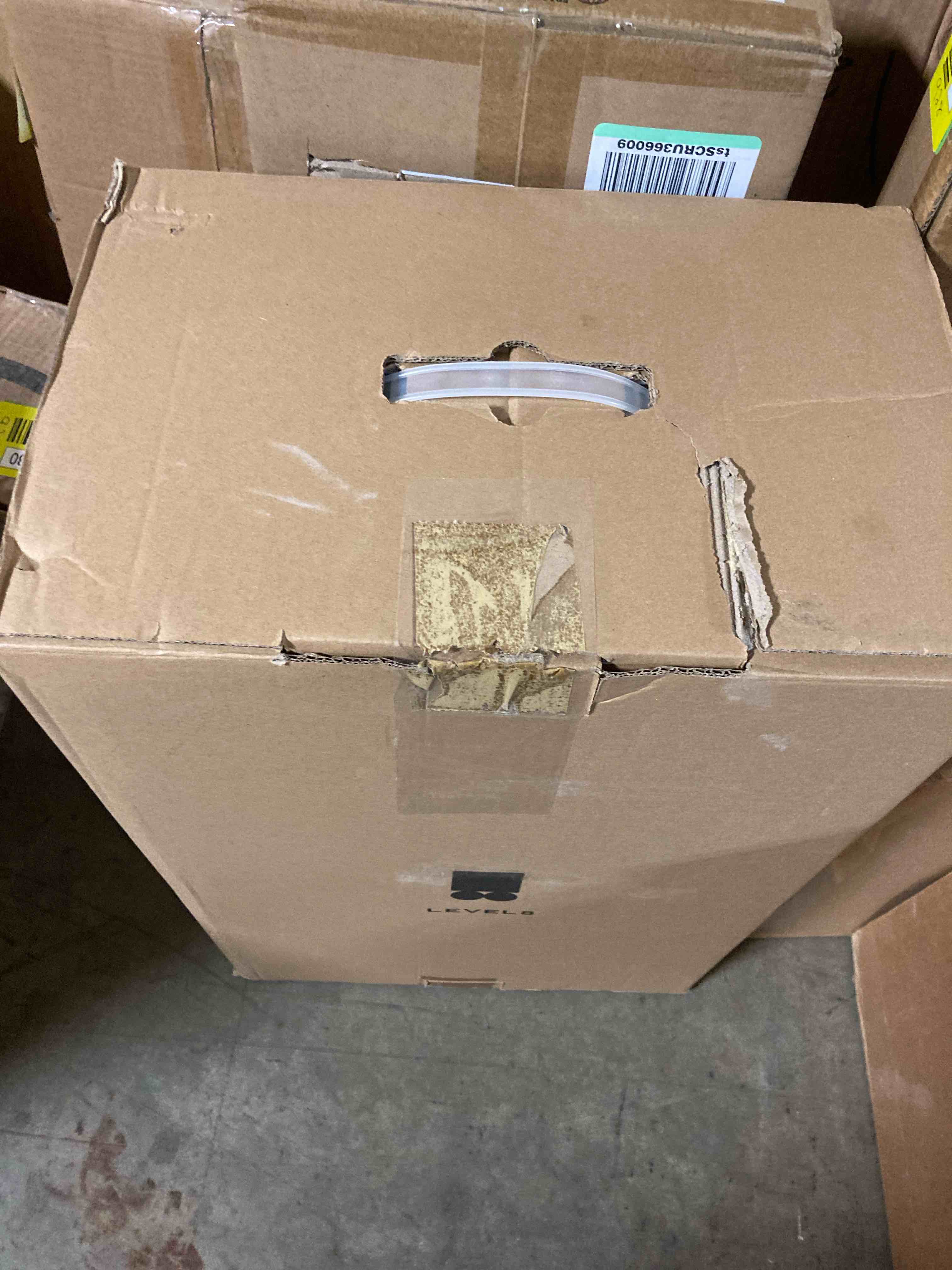https://s3.amazonaws.com/lotting-images-prod/phillipi/YEL5063265_1703007832880.jpeg