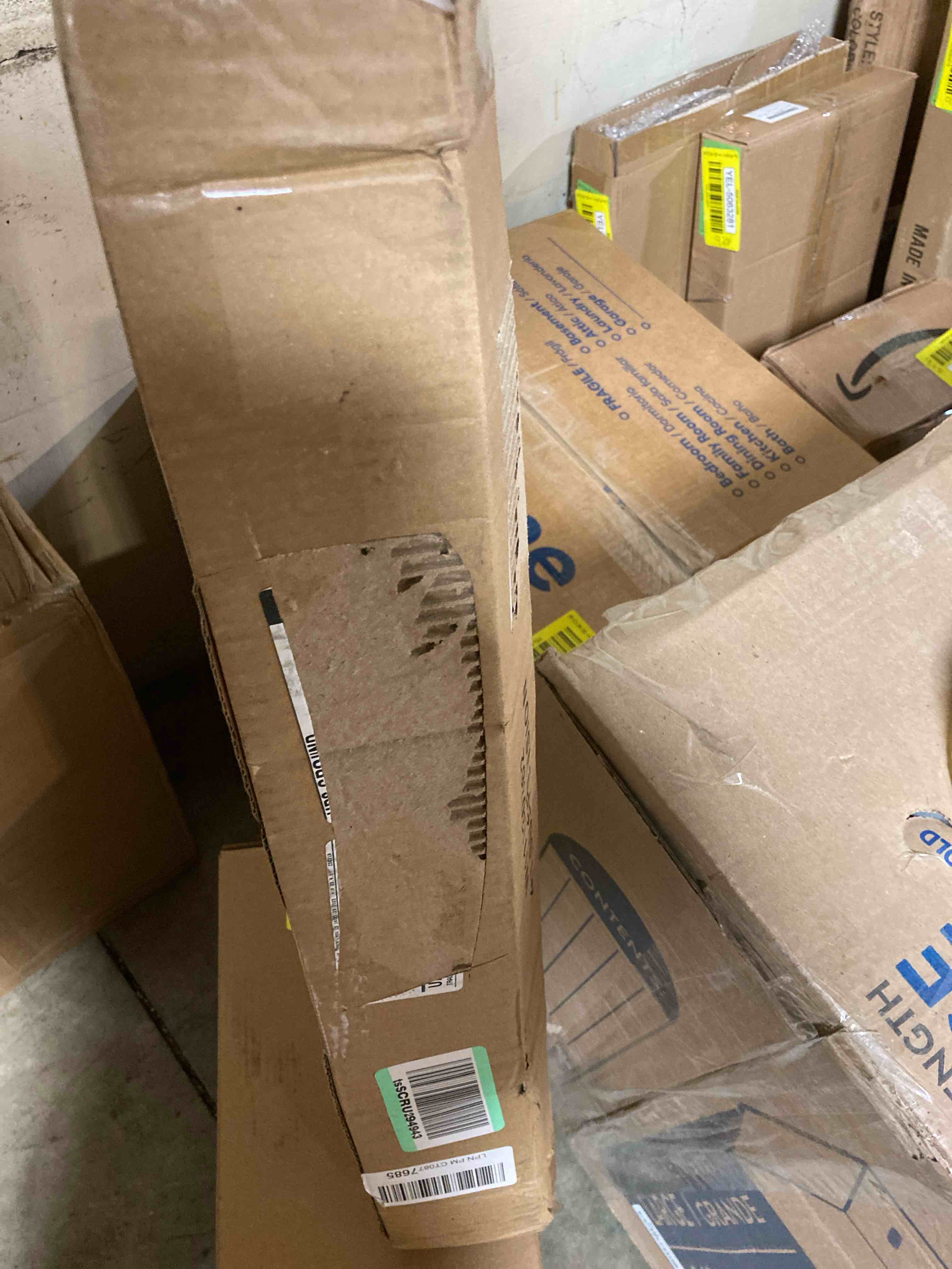 https://s3.amazonaws.com/lotting-images-prod/phillipi/YEL5063267_1703007613151.jpeg
