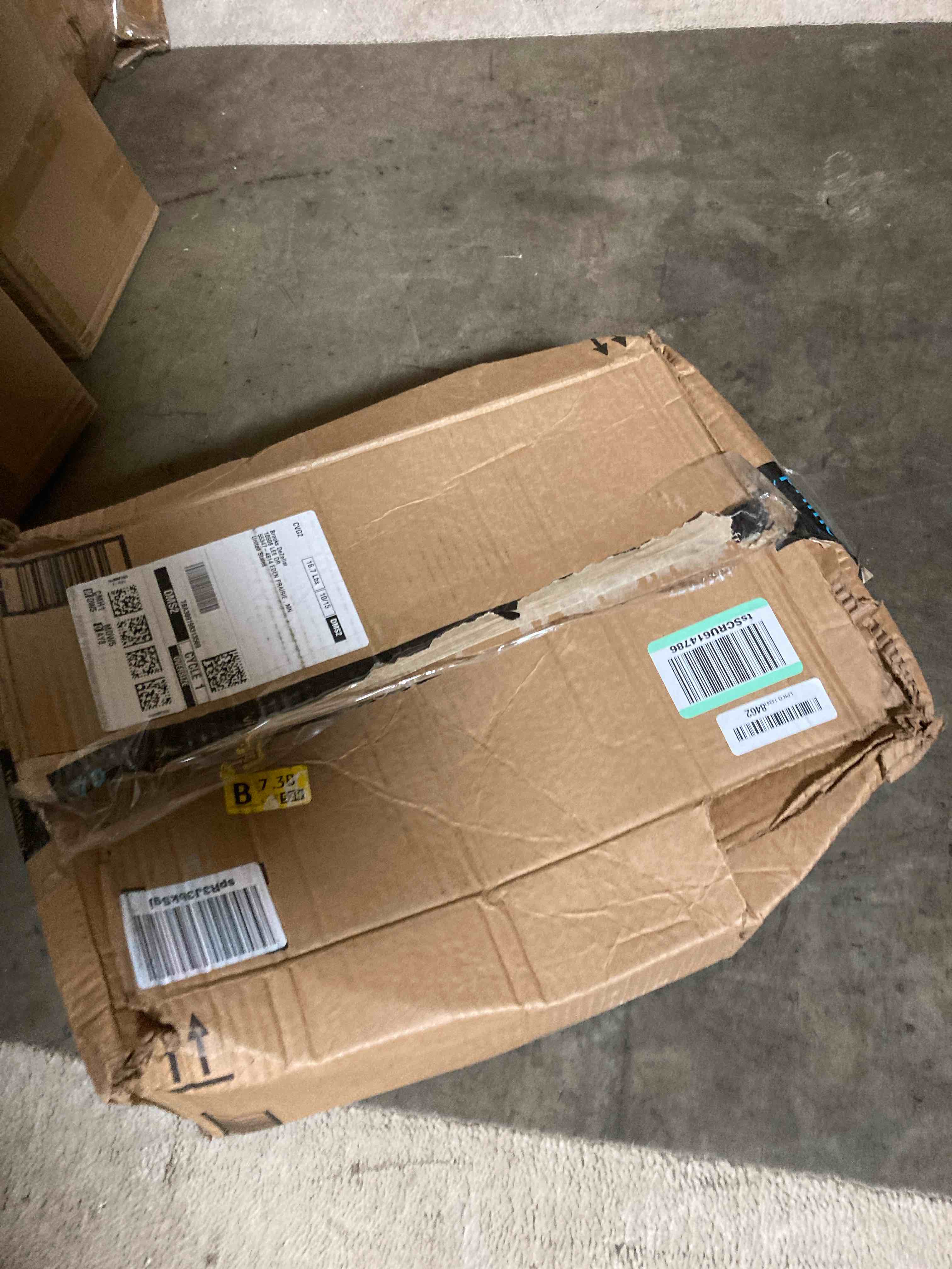 https://s3.amazonaws.com/lotting-images-prod/phillipi/YEL5063274_1703006835426.jpeg