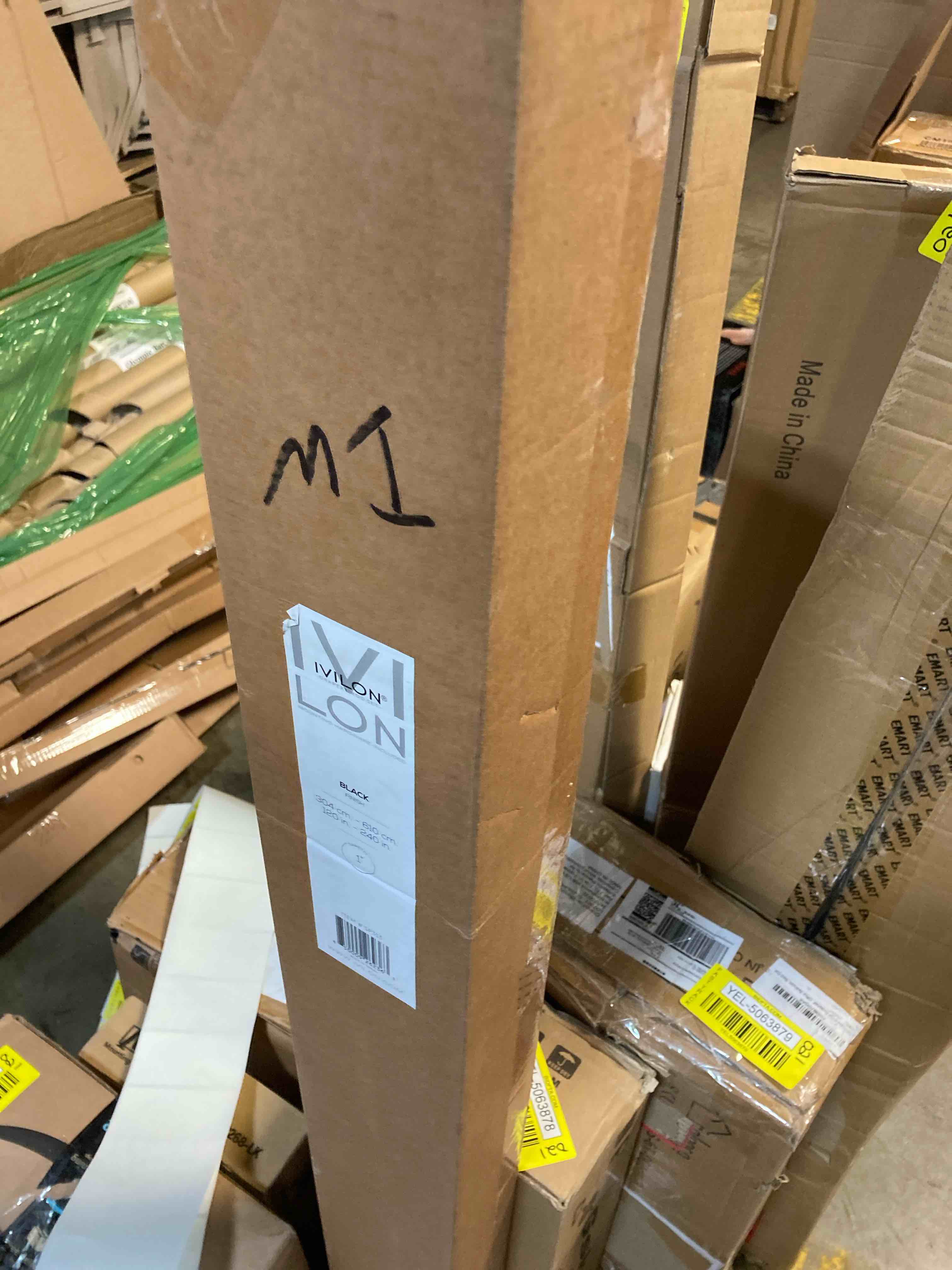 https://s3.amazonaws.com/lotting-images-prod/phillipi/YEL5063877_1704396551682.jpeg