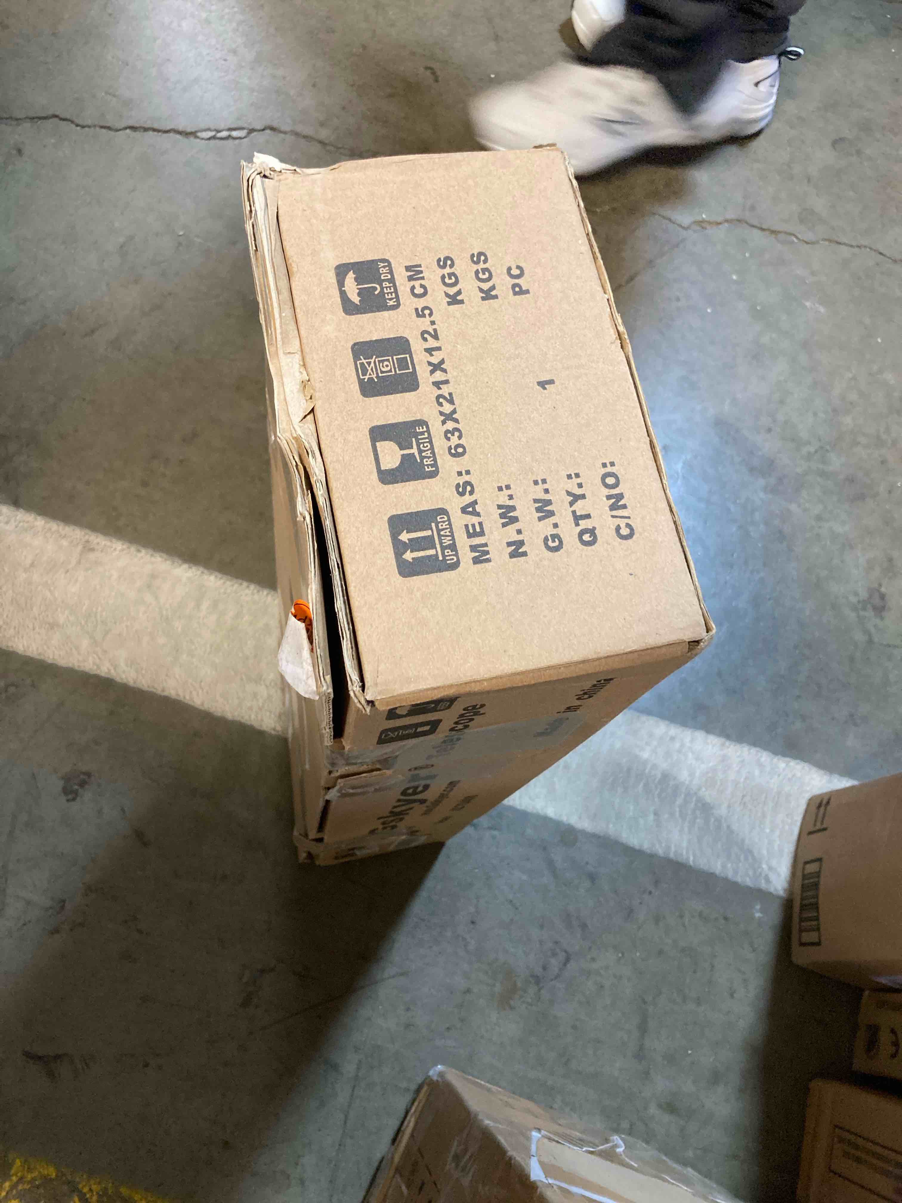 https://s3.amazonaws.com/lotting-images-prod/phillipi/YEL5063878_1704396516105.jpeg