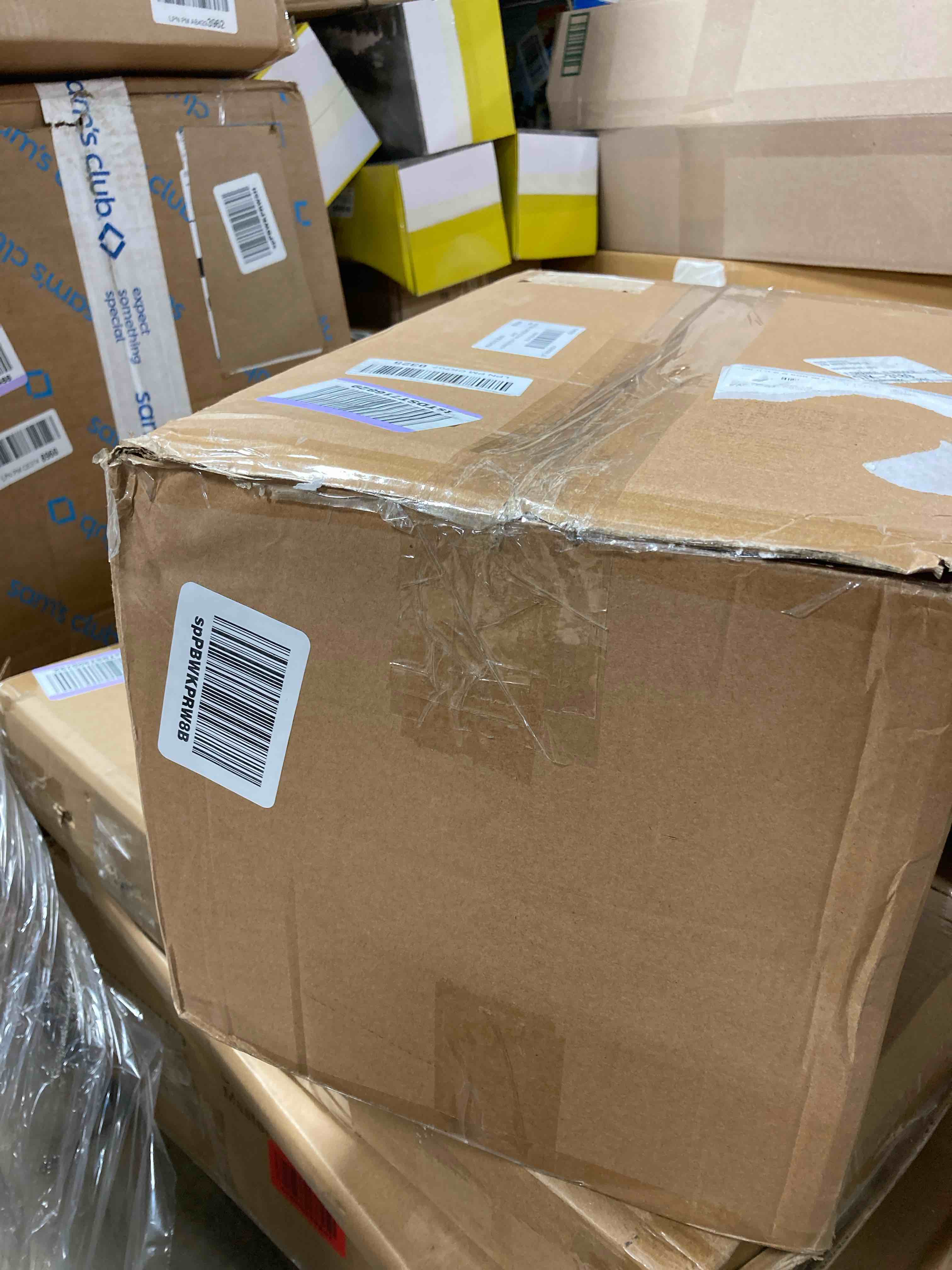 https://s3.amazonaws.com/lotting-images-prod/phillipi/YEL5064165_1704820454217.jpeg