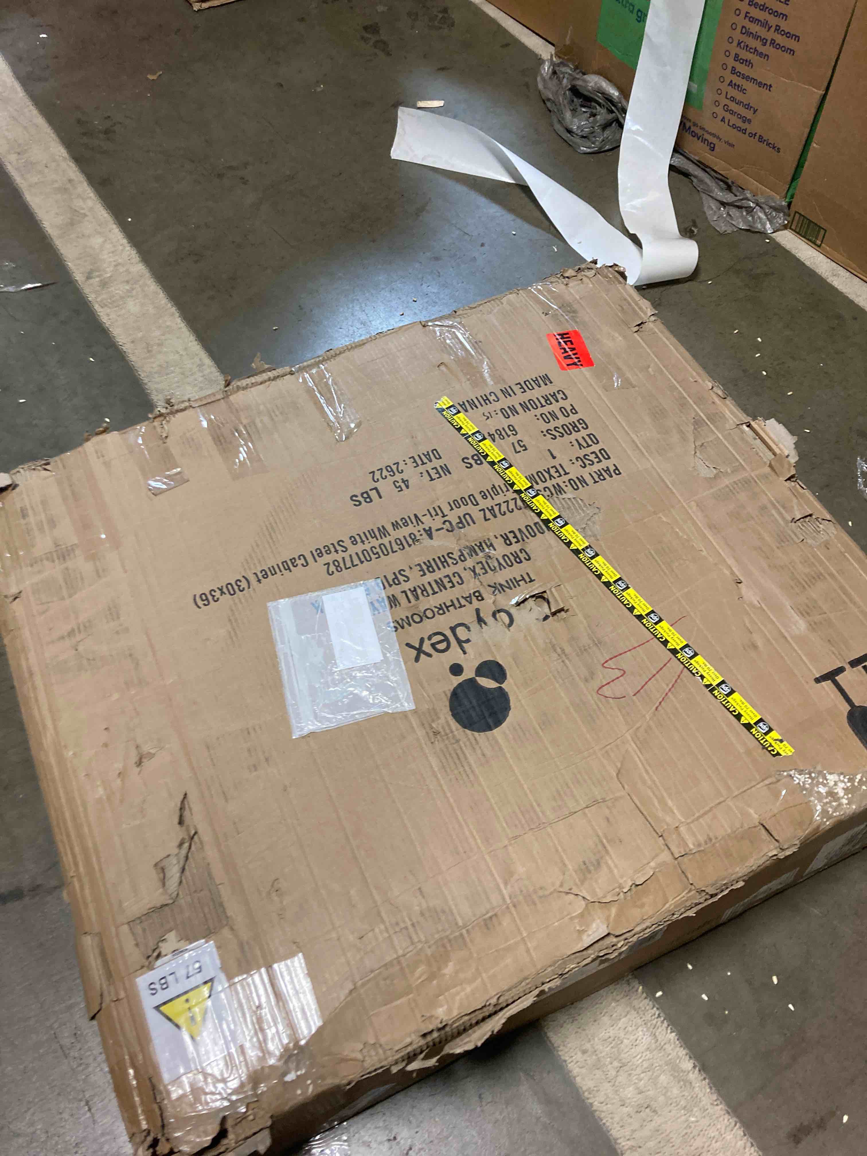 https://s3.amazonaws.com/lotting-images-prod/phillipi/YEL5064192_1704831721407.jpeg