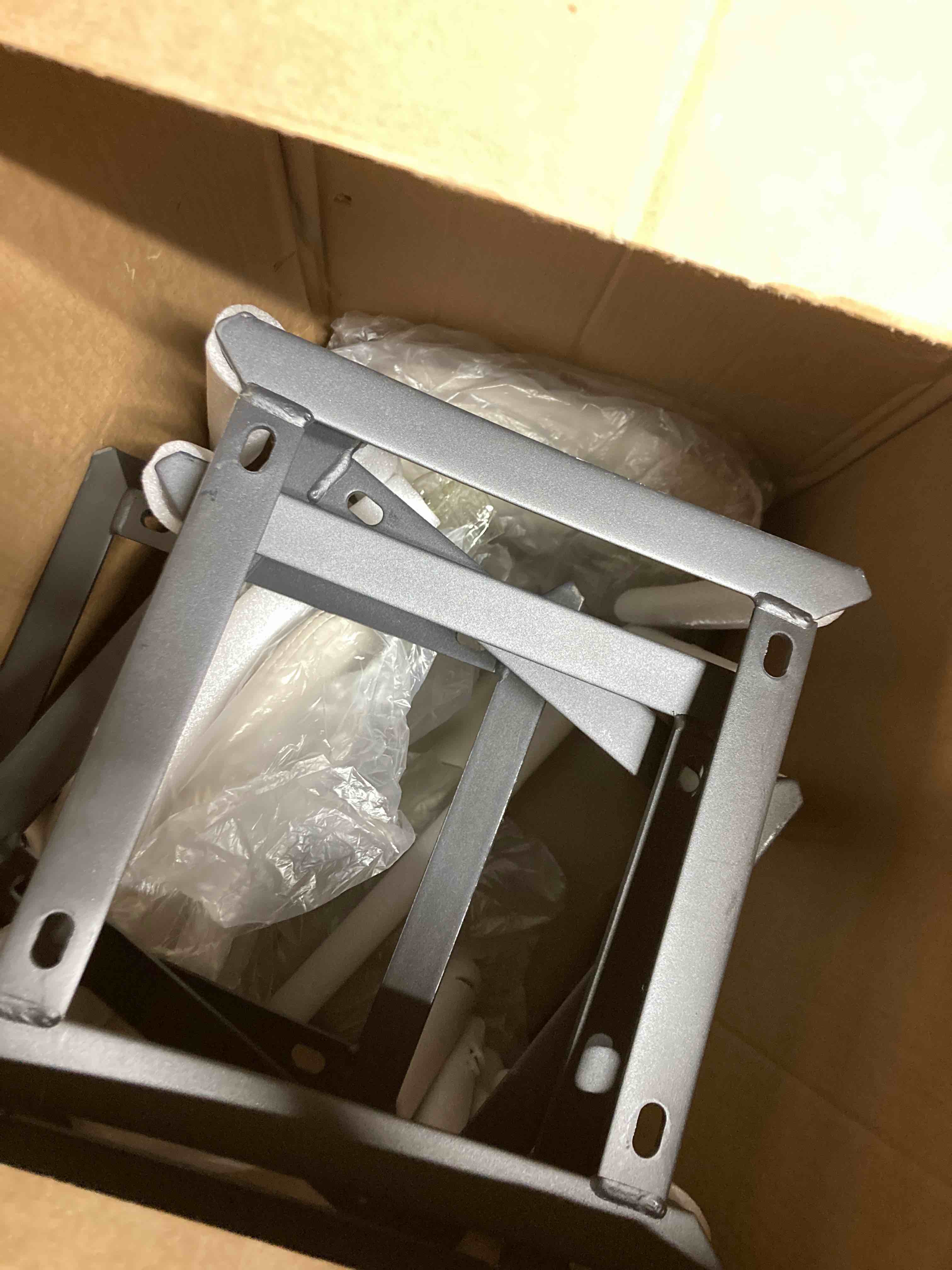 https://s3.amazonaws.com/lotting-images-prod/phillipi/YEL5064193_1704831582583.jpeg