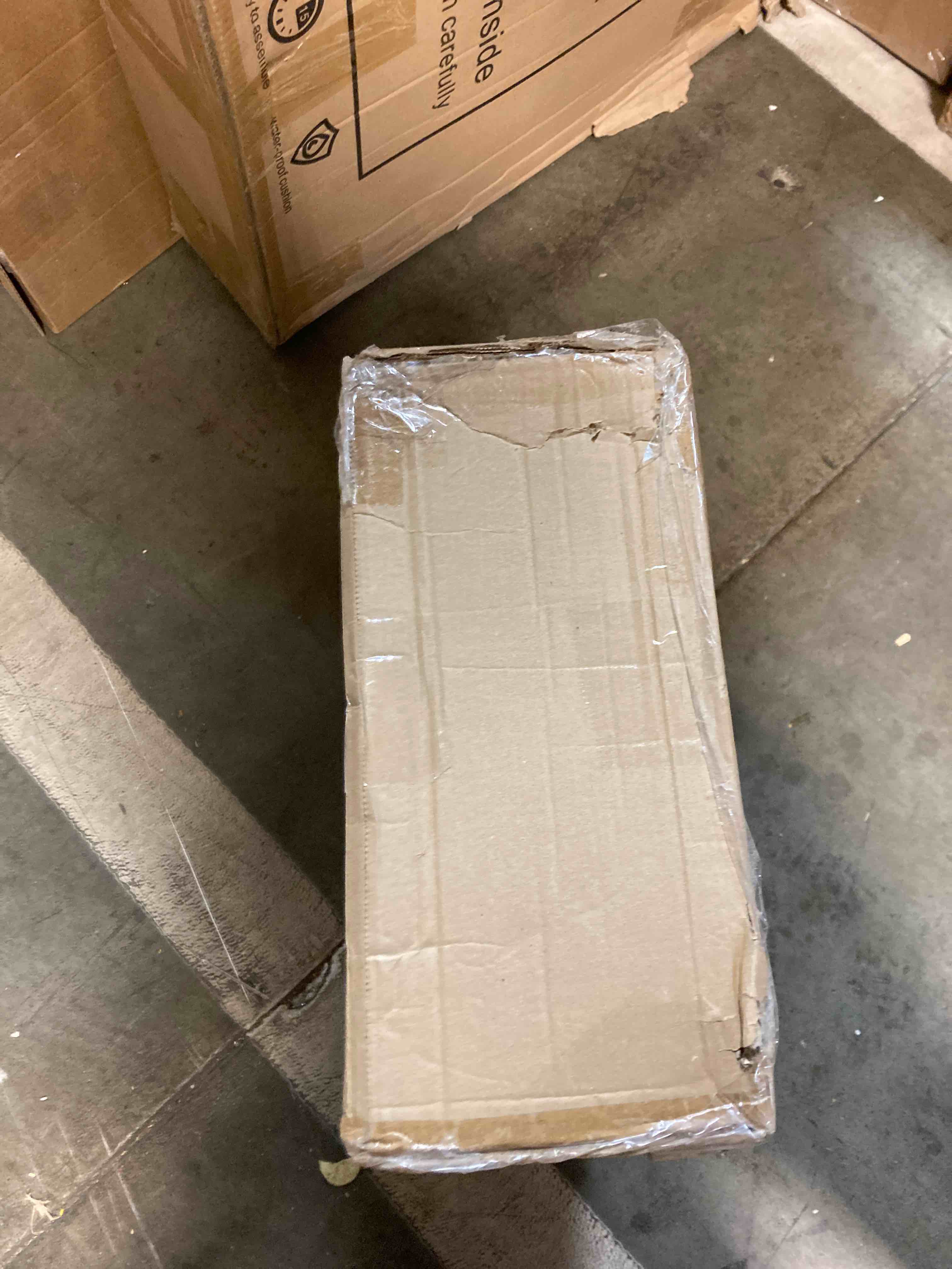 https://s3.amazonaws.com/lotting-images-prod/phillipi/YEL5064196_1704831040238.jpeg