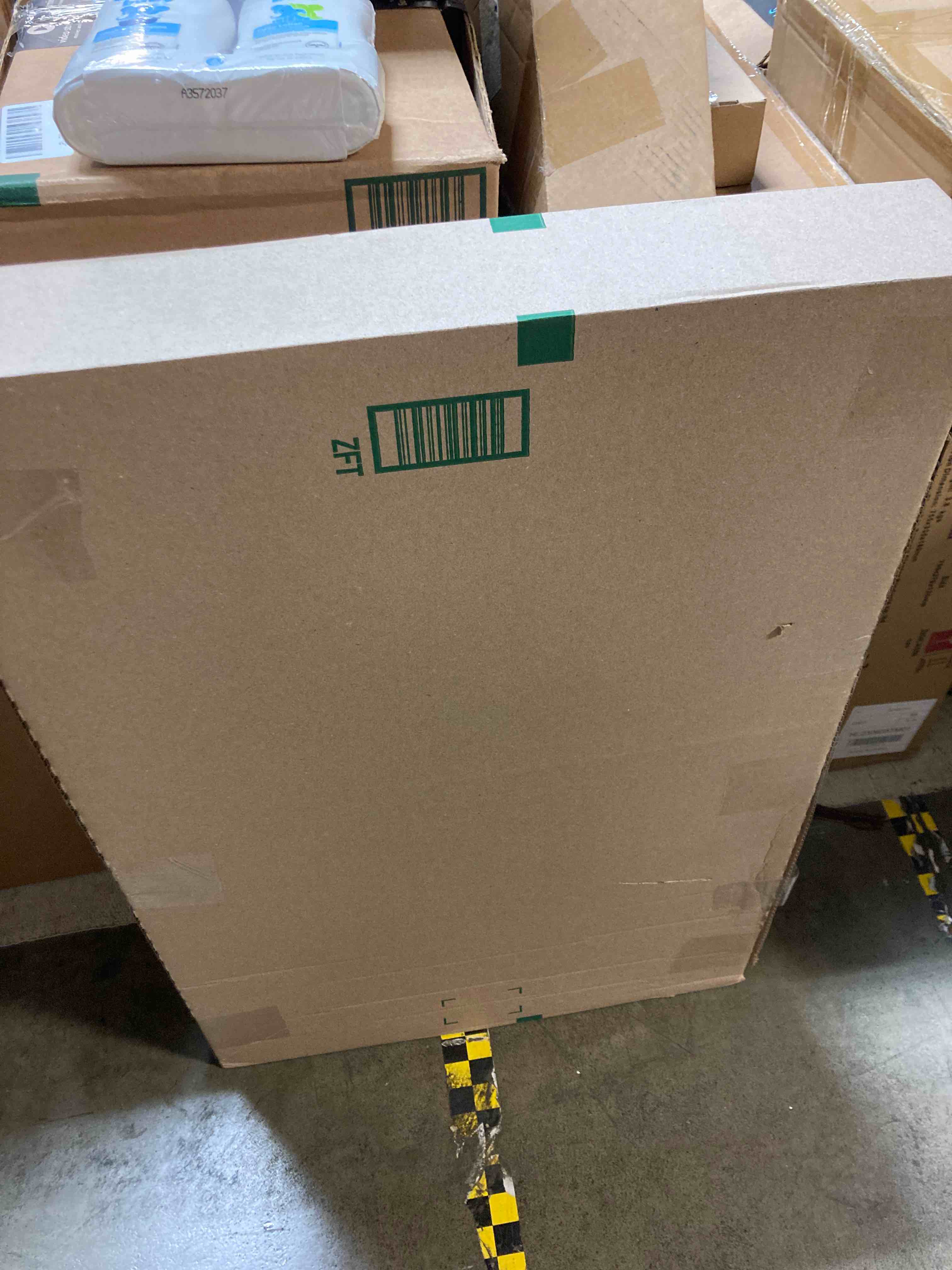 https://s3.amazonaws.com/lotting-images-prod/phillipi/YEL5064204_1704829262571.jpeg