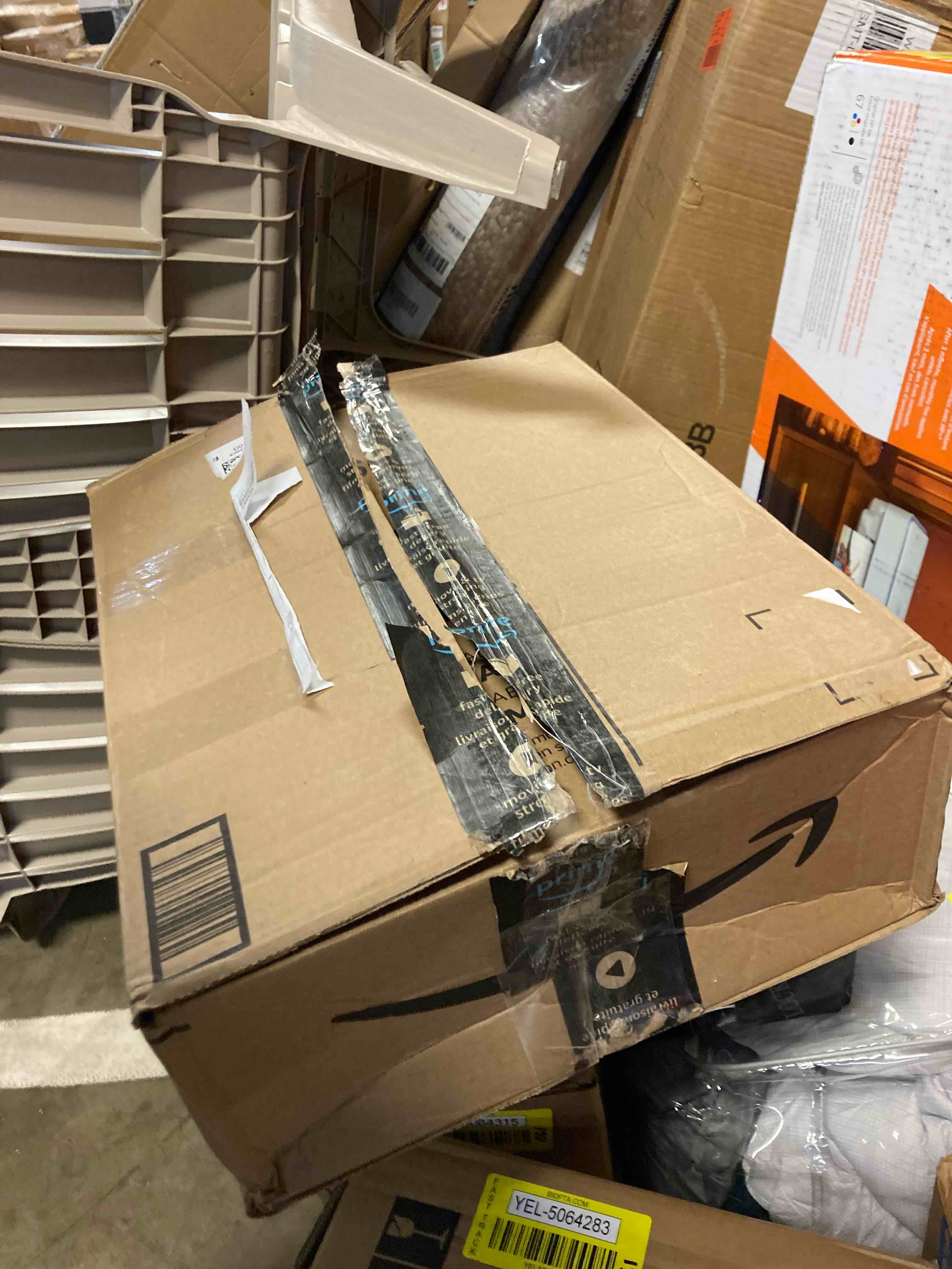 https://s3.amazonaws.com/lotting-images-prod/phillipi/YEL5064285_1704905968514.jpeg