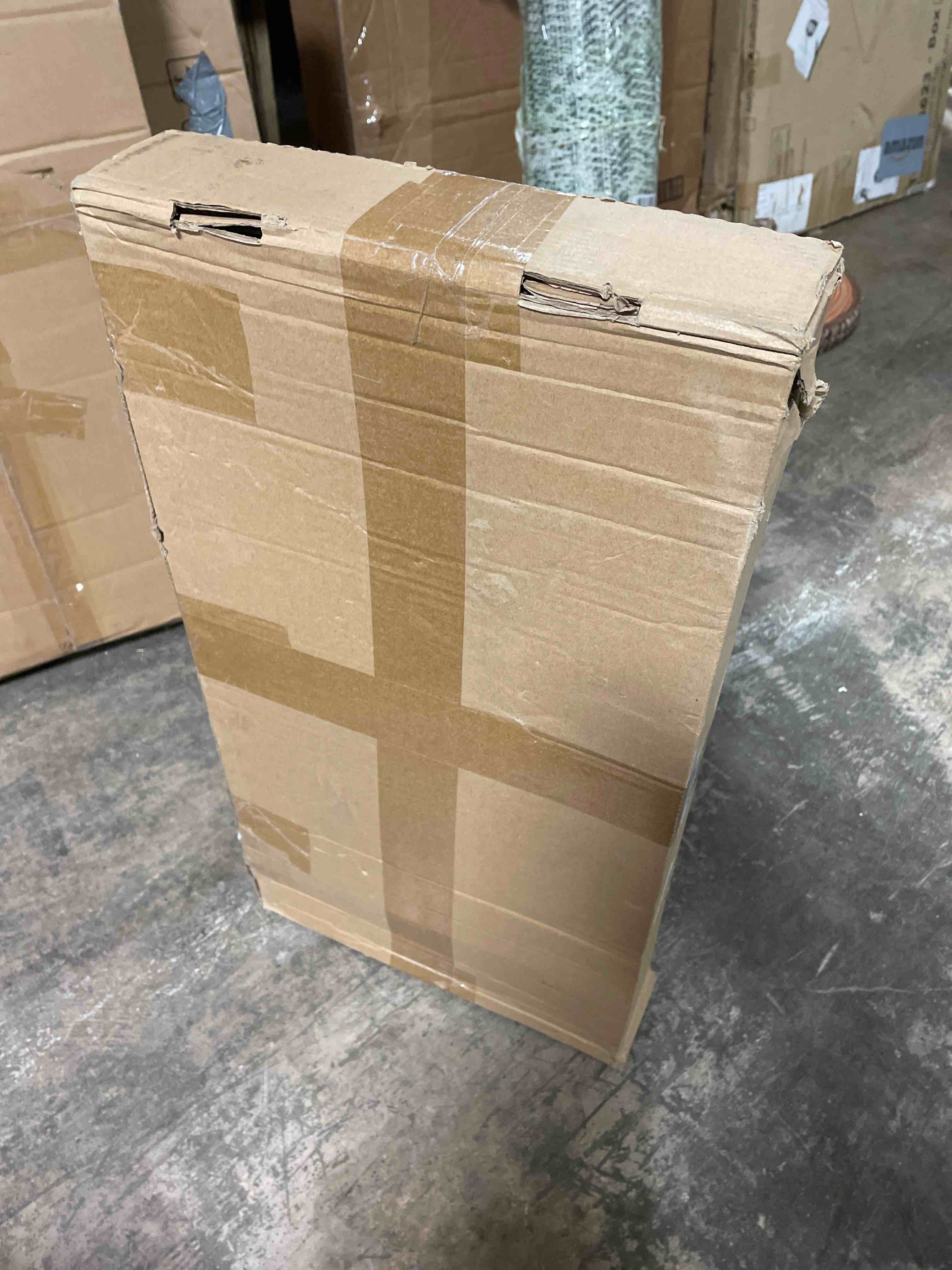 https://s3.amazonaws.com/lotting-images-prod/phillipi/YEL5064585_1701294537475.jpeg