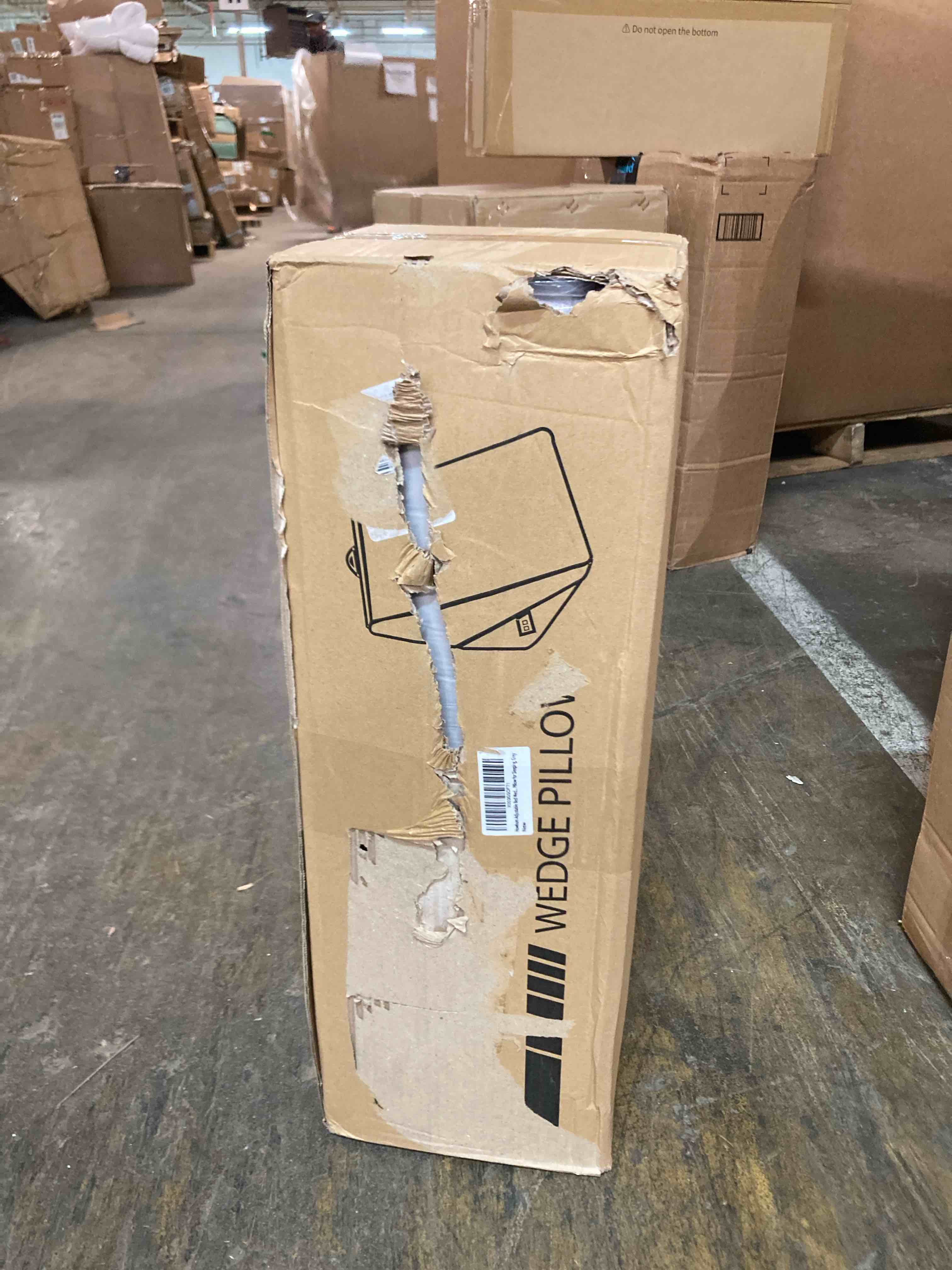 https://s3.amazonaws.com/lotting-images-prod/phillipi/YEL5064972_1701814210123.jpeg