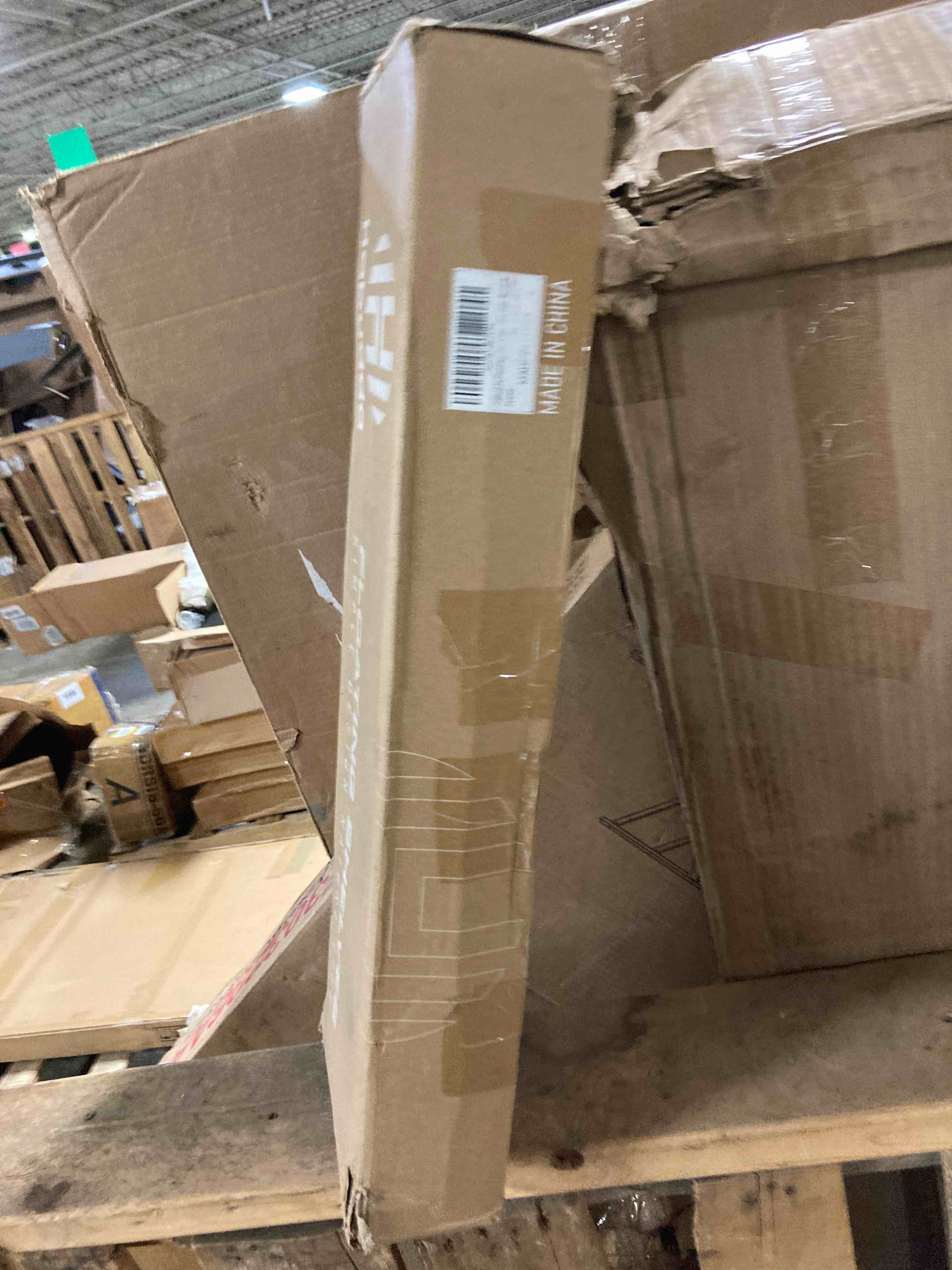 https://s3.amazonaws.com/lotting-images-prod/phillipi/YEL5065113_1701906944235.jpeg