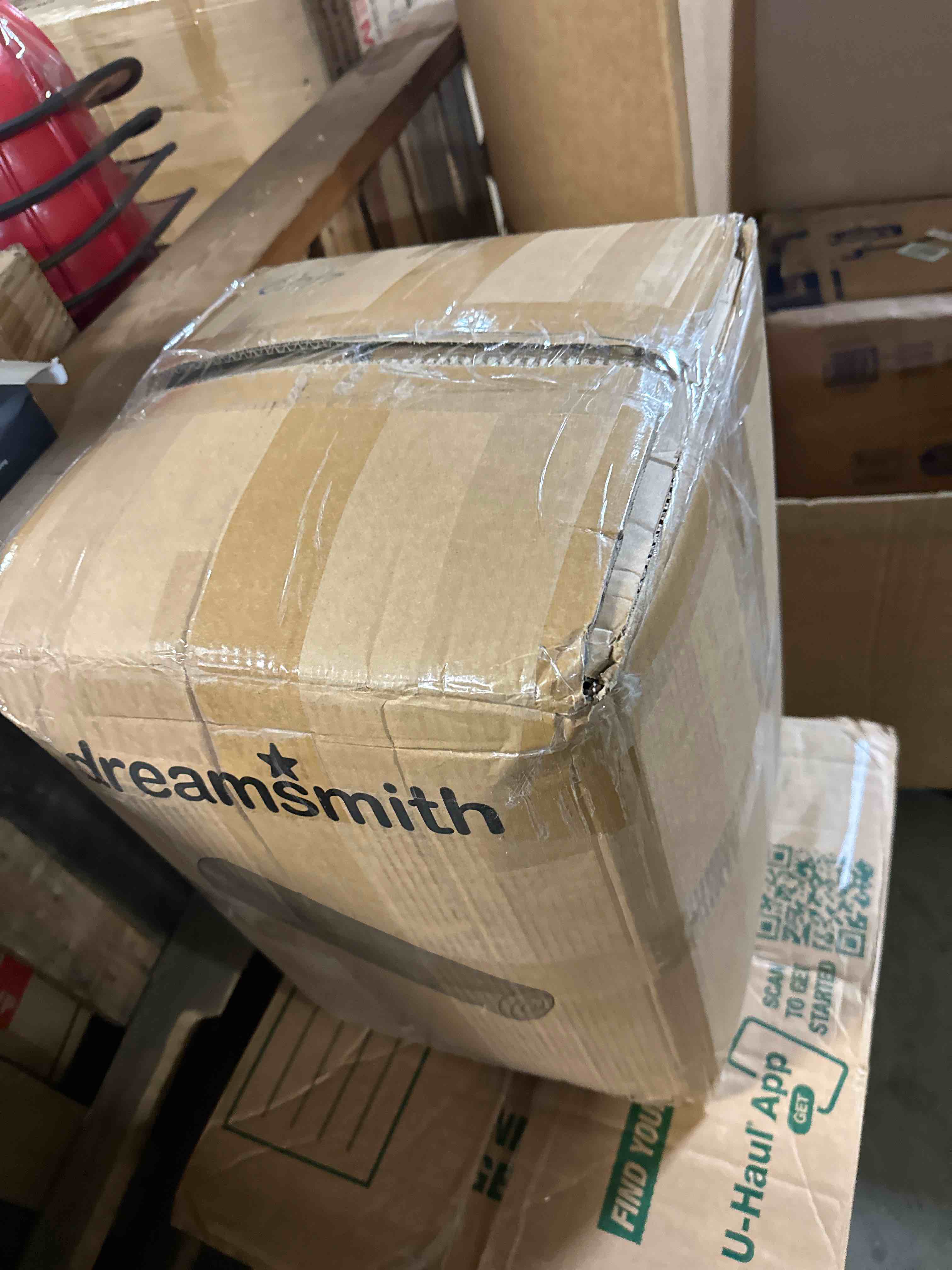 https://s3.amazonaws.com/lotting-images-prod/phillipi/YEL5065421_1702493639216.jpeg