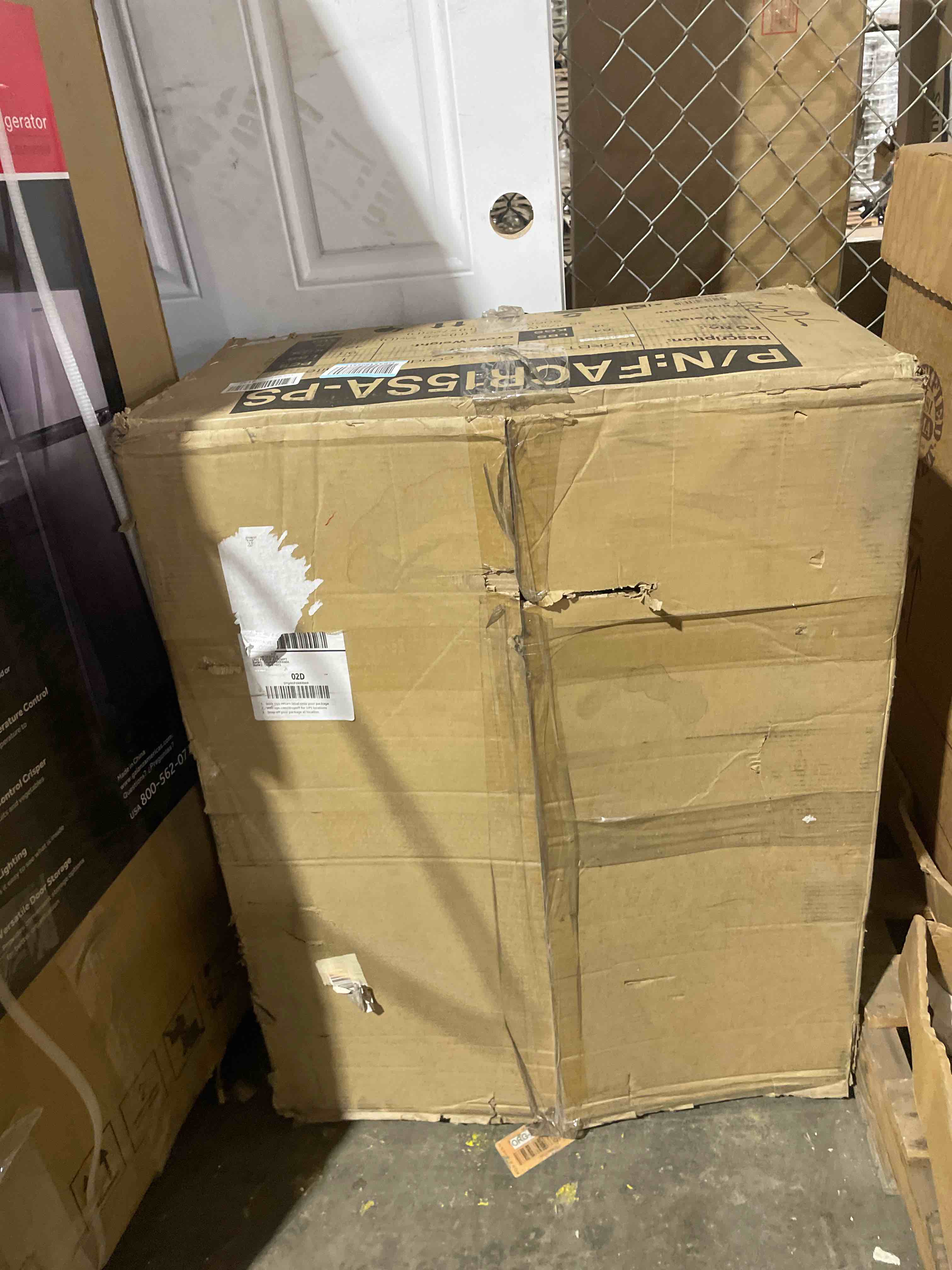 https://s3.amazonaws.com/lotting-images-prod/phillipi/YEL5065884_1704915556902.jpeg