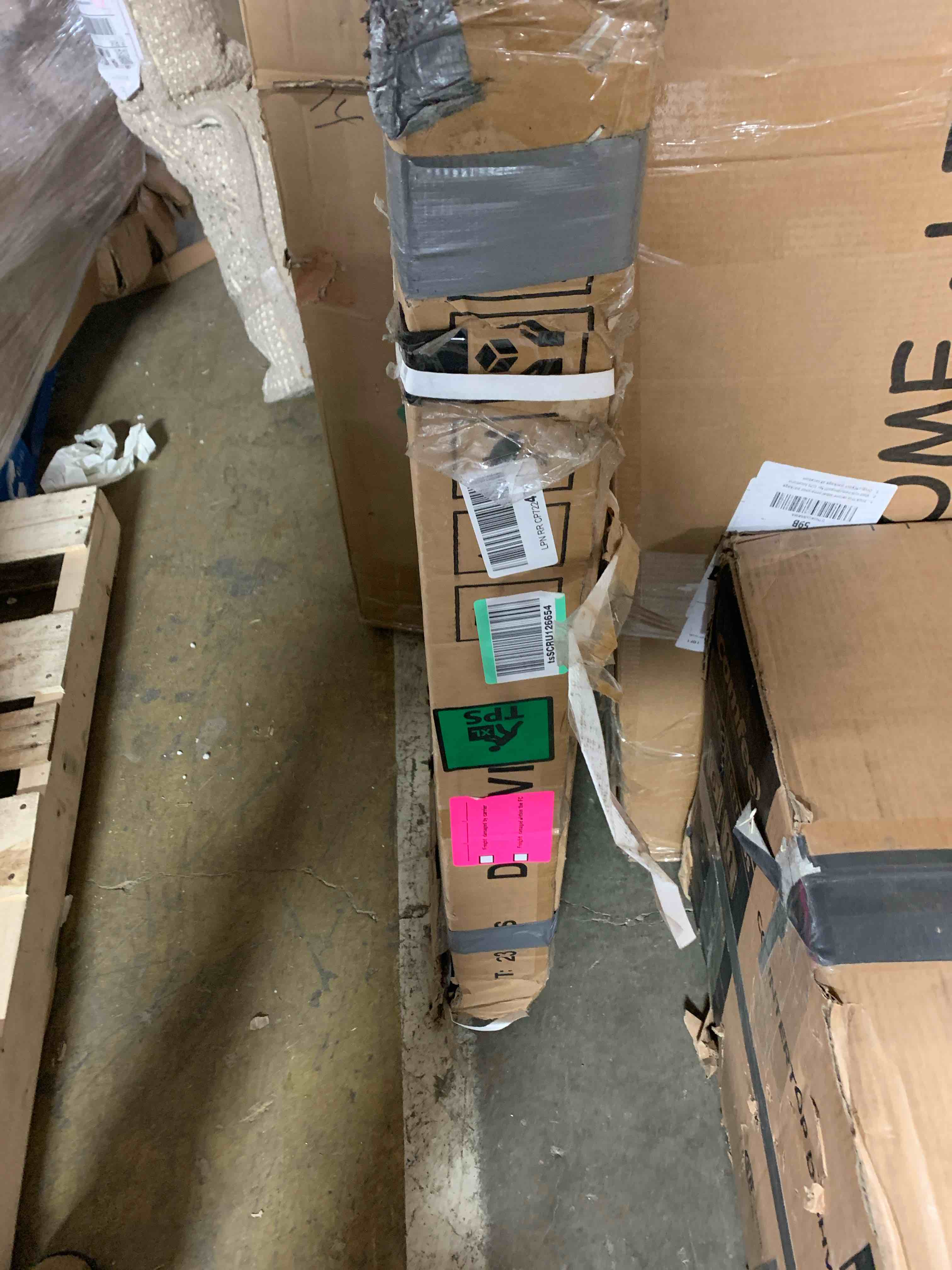 https://s3.amazonaws.com/lotting-images-prod/phillipi/YEL5065927_1708451743884.jpeg