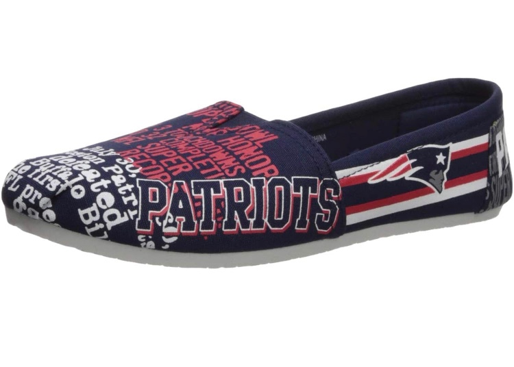 5 FOCO Women's NFL New York Giants SMU Thematic Canvas Shoe Small