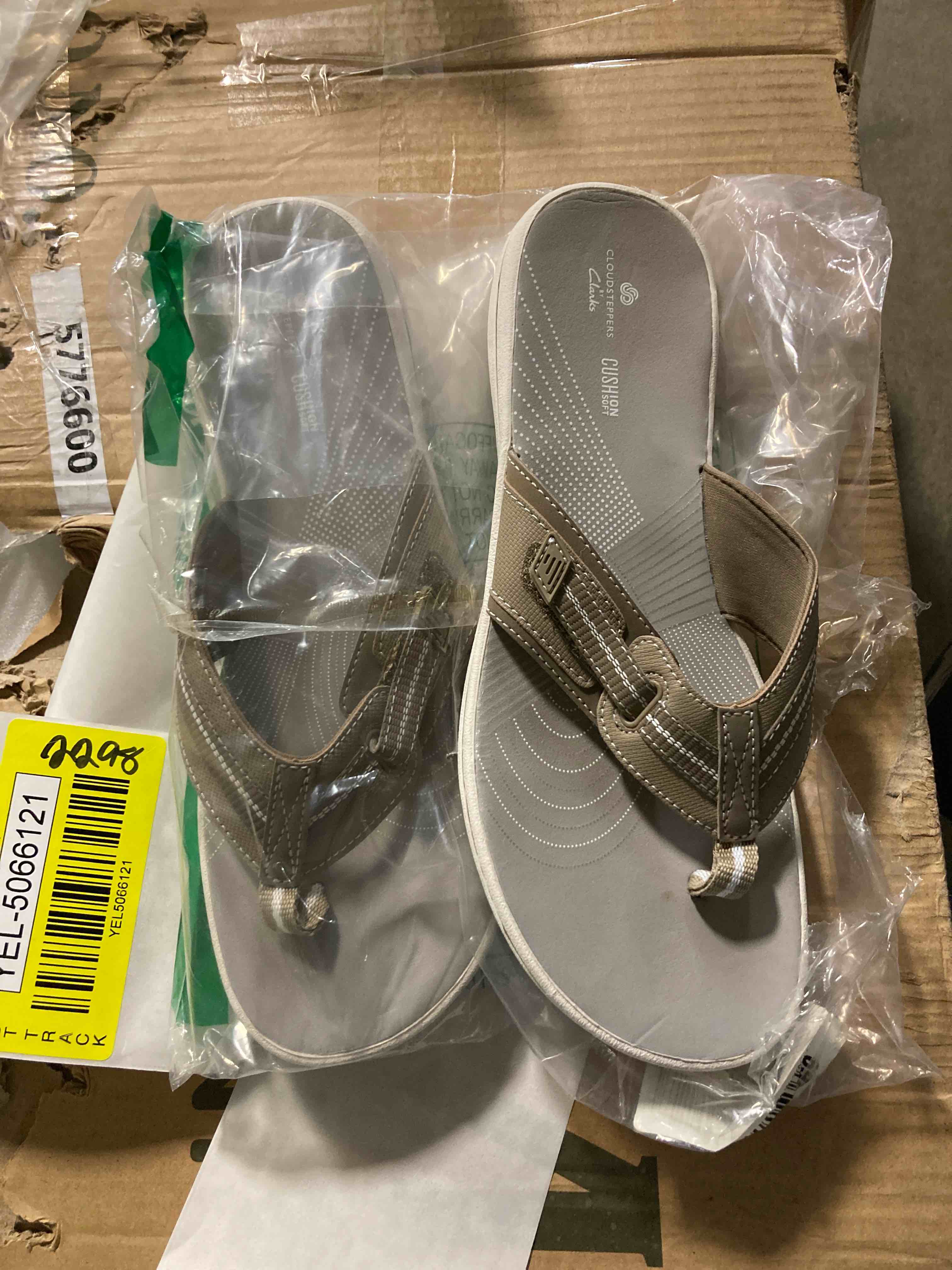 https://s3.amazonaws.com/lotting-images-prod/phillipi/YEL5066121_1697486373105.jpeg