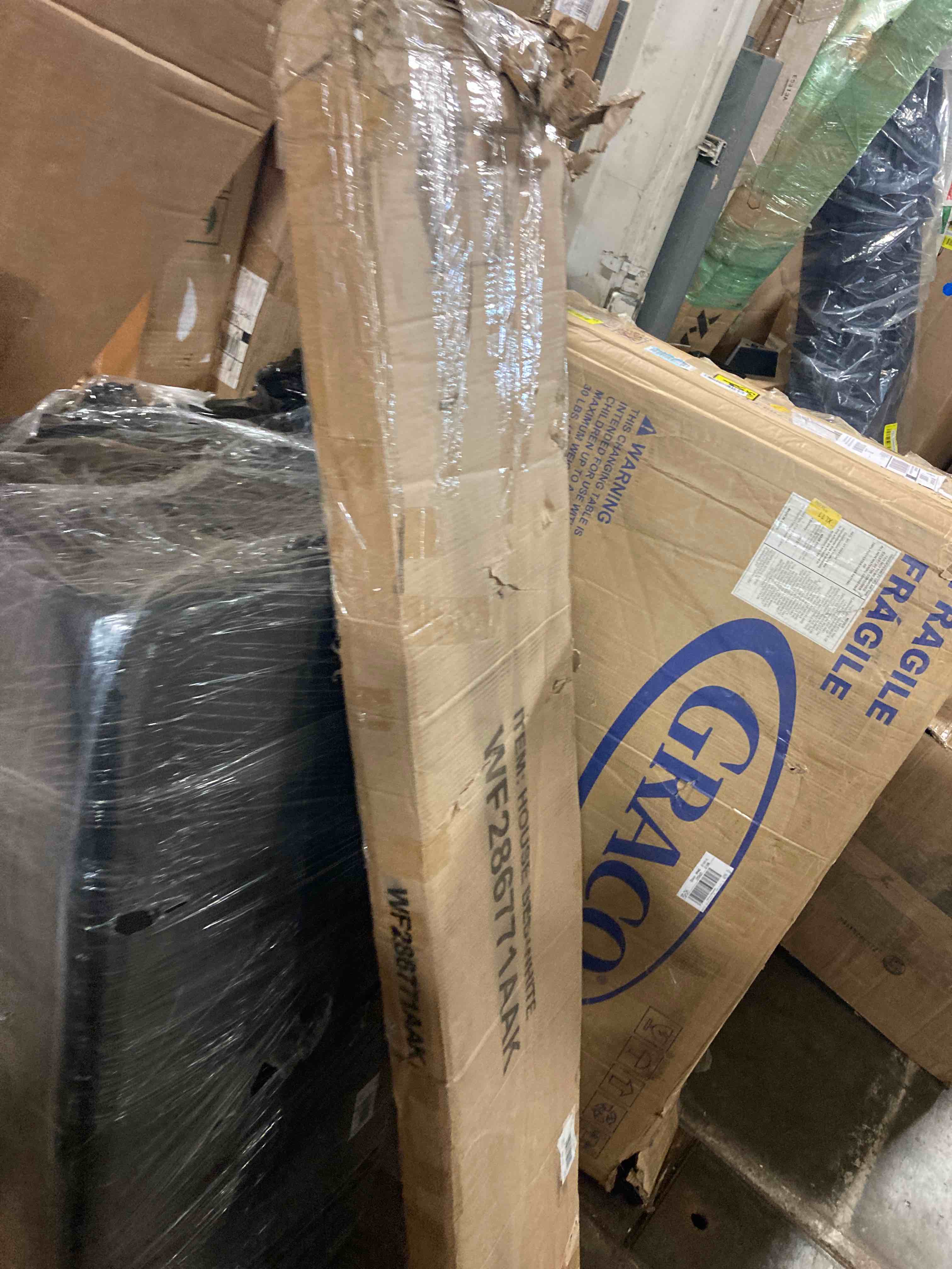 https://s3.amazonaws.com/lotting-images-prod/phillipi/YEL5066649_1698427169537.jpeg