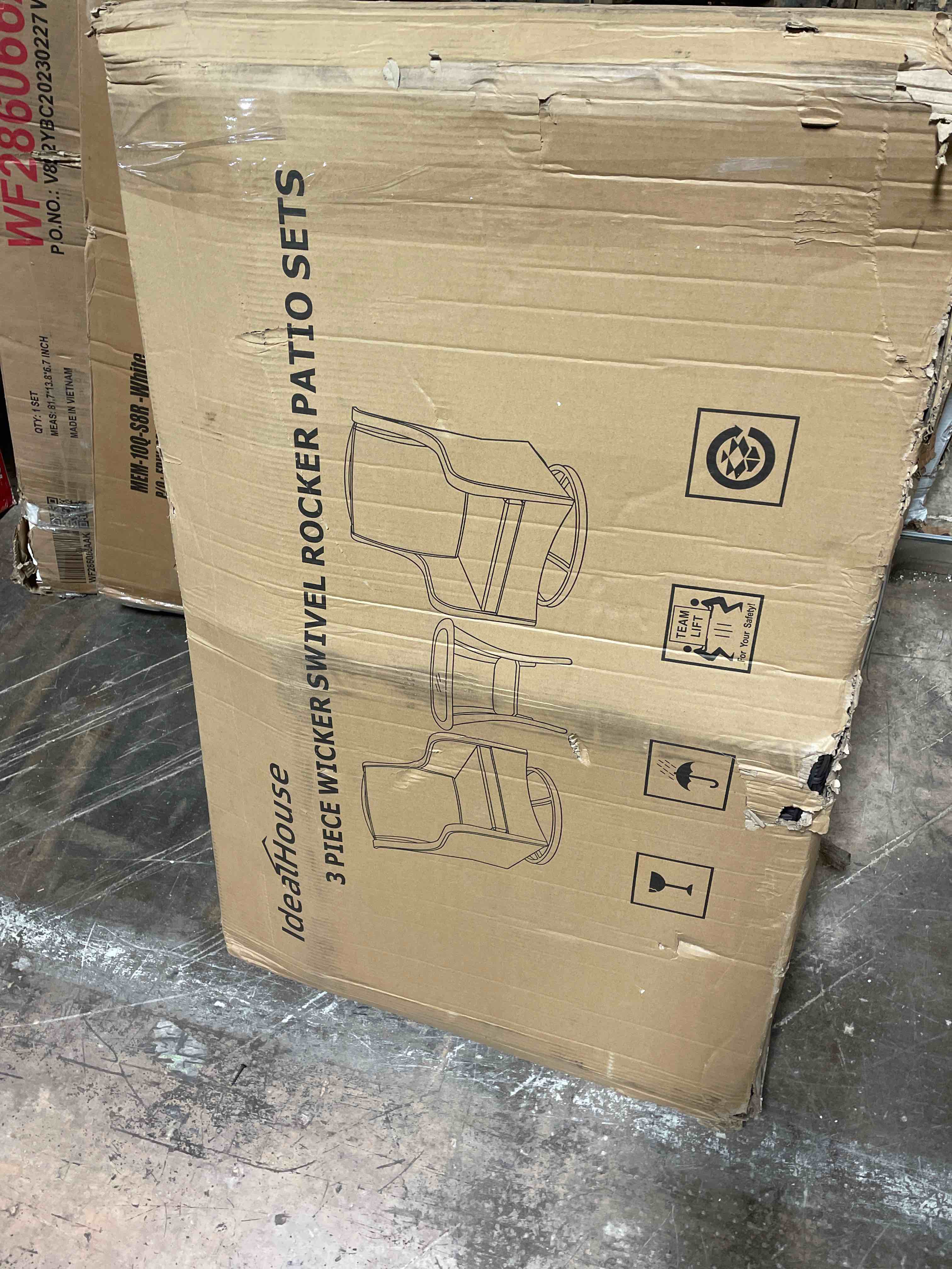 https://s3.amazonaws.com/lotting-images-prod/phillipi/YEL5067530_1699548346518.jpeg