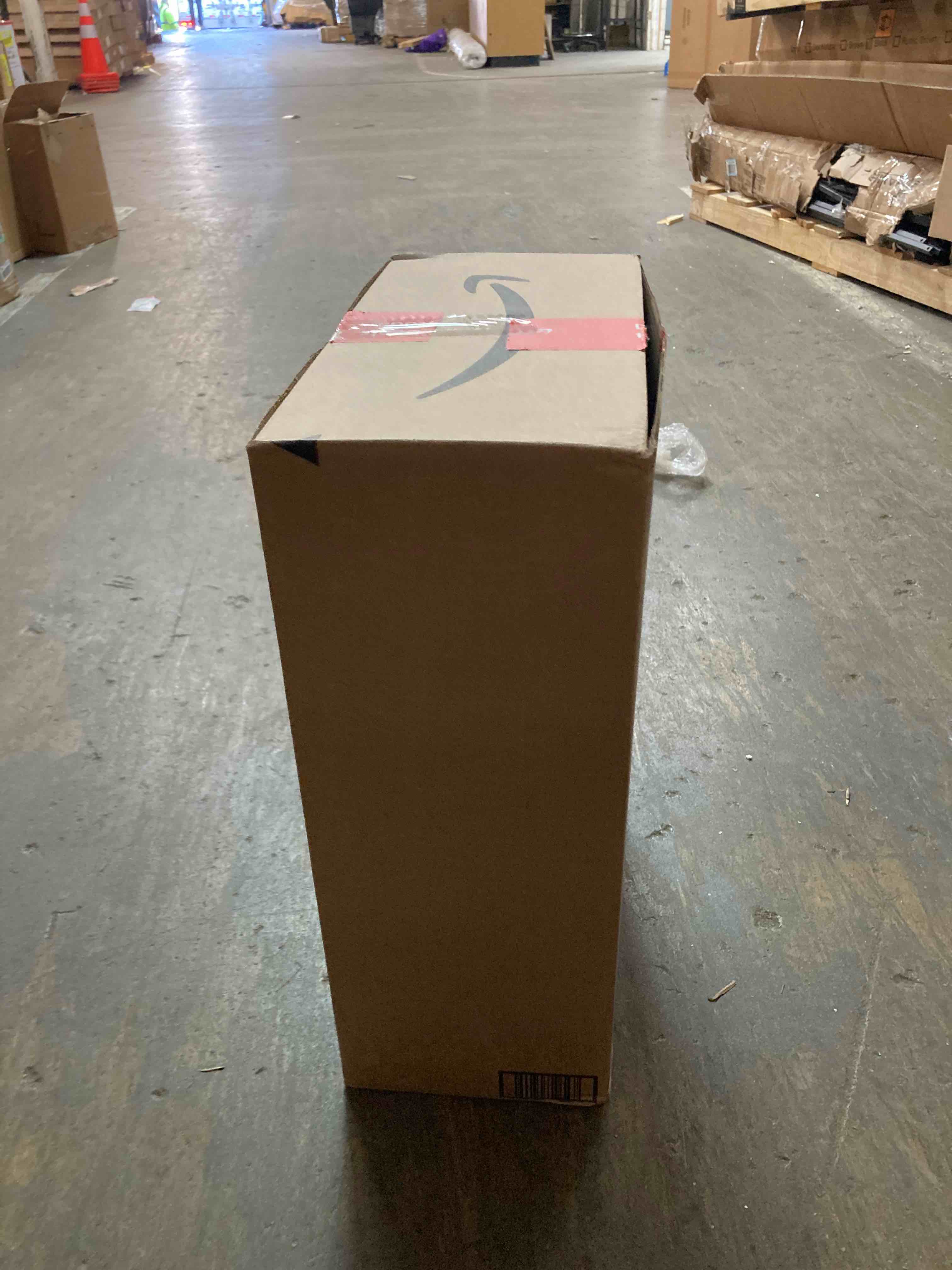 https://s3.amazonaws.com/lotting-images-prod/phillipi/YEL5068132_1701972218475.jpeg