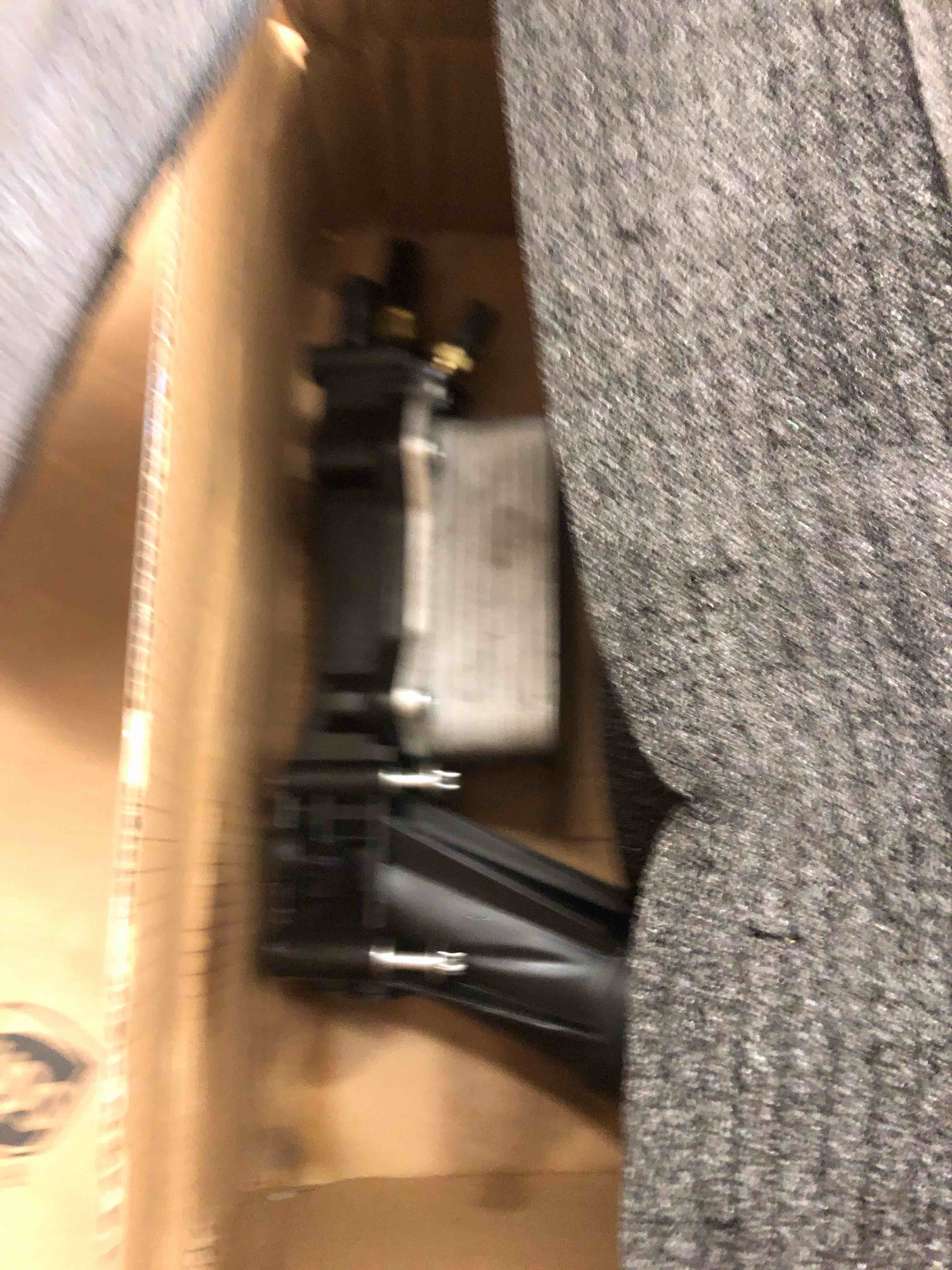 https://s3.amazonaws.com/lotting-images-prod/phillipi/YEL5069809_1708373001511.jpeg